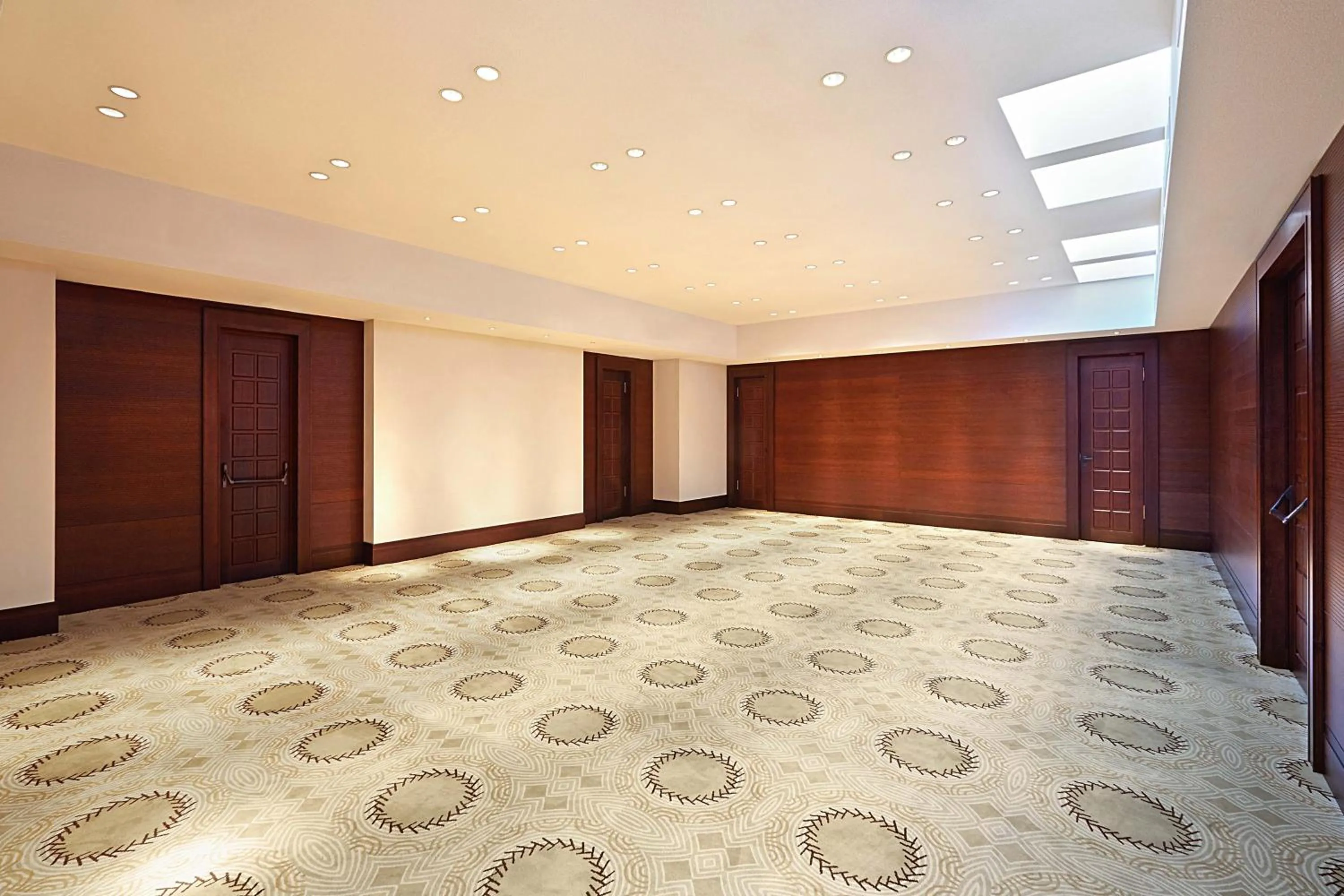 Meeting/conference room in The Romanos, a Luxury Collection Resort, Costa Navarino