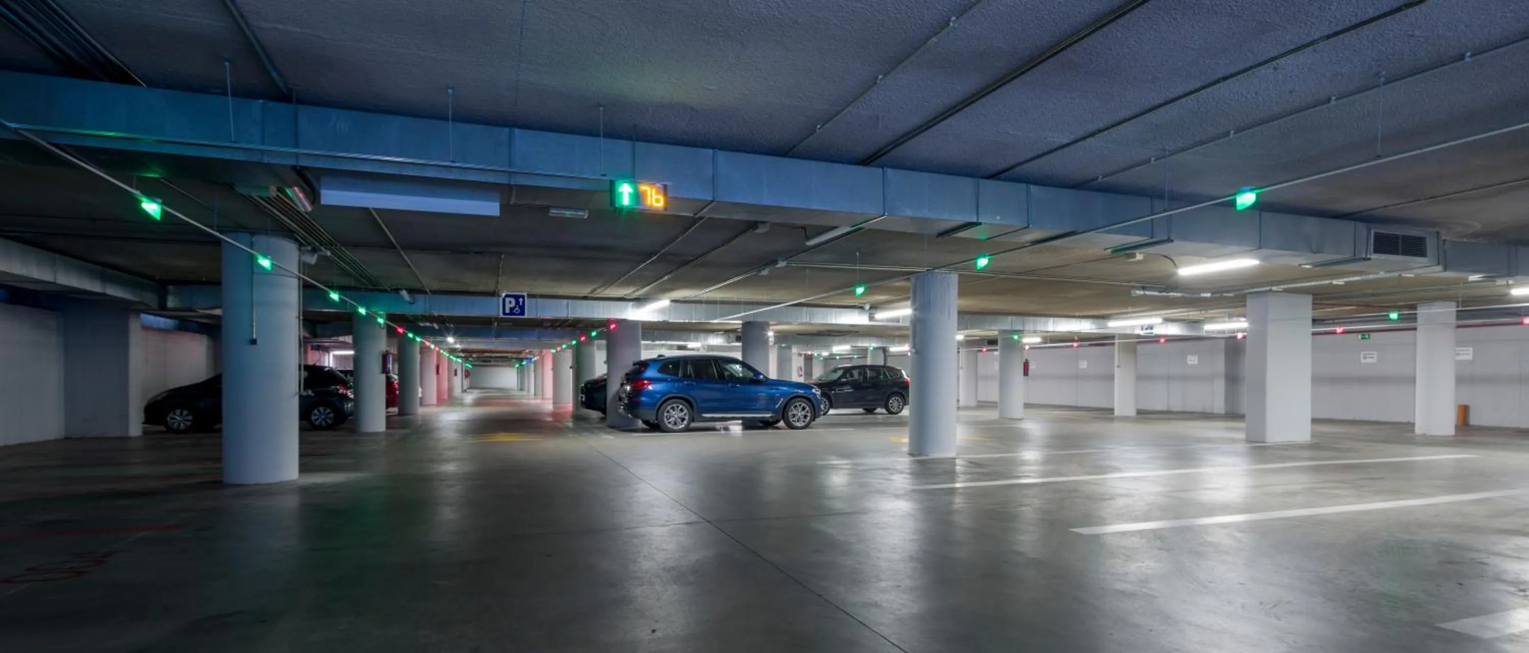 Parking in Ilunion Atrium