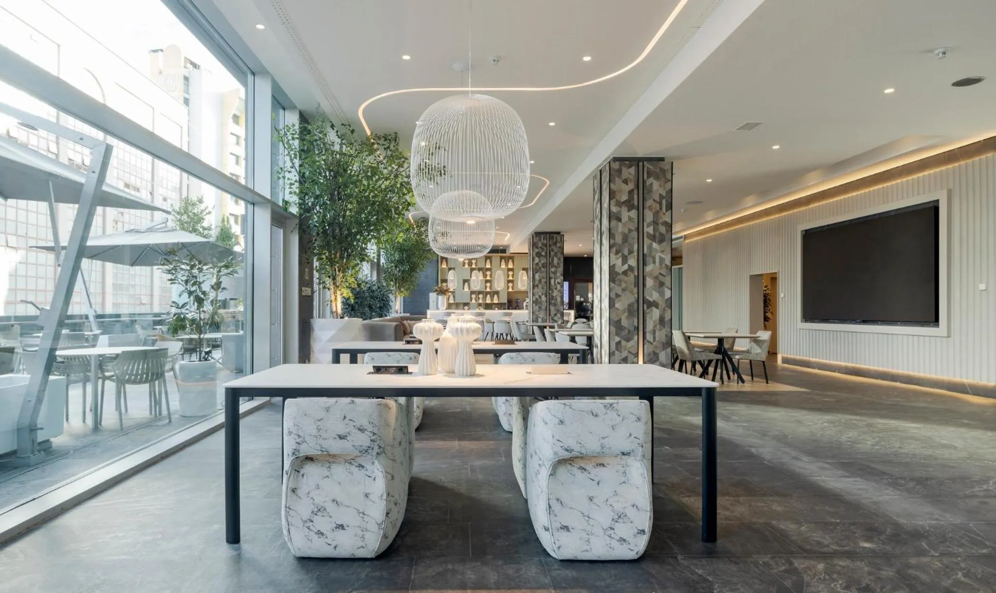 Seating area in Ilunion Atrium