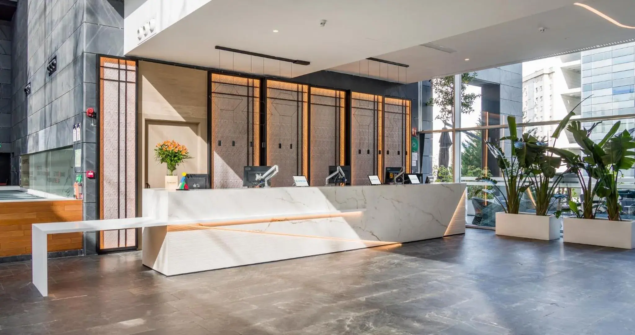 Lobby or reception in Ilunion Atrium Lobby or reception in Ilunion Atrium