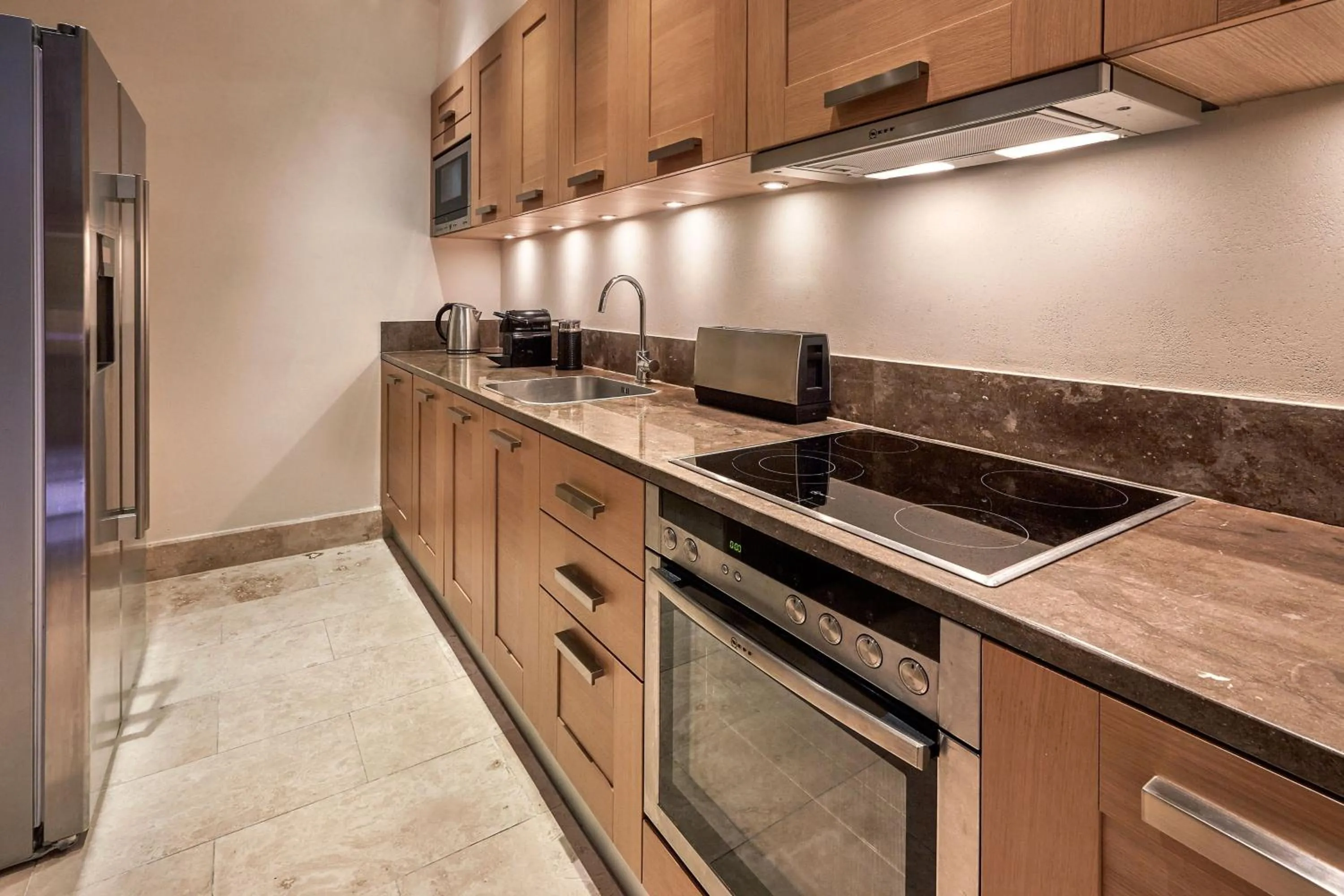 Kitchen or kitchenette in The Westin Resort, Costa Navarino