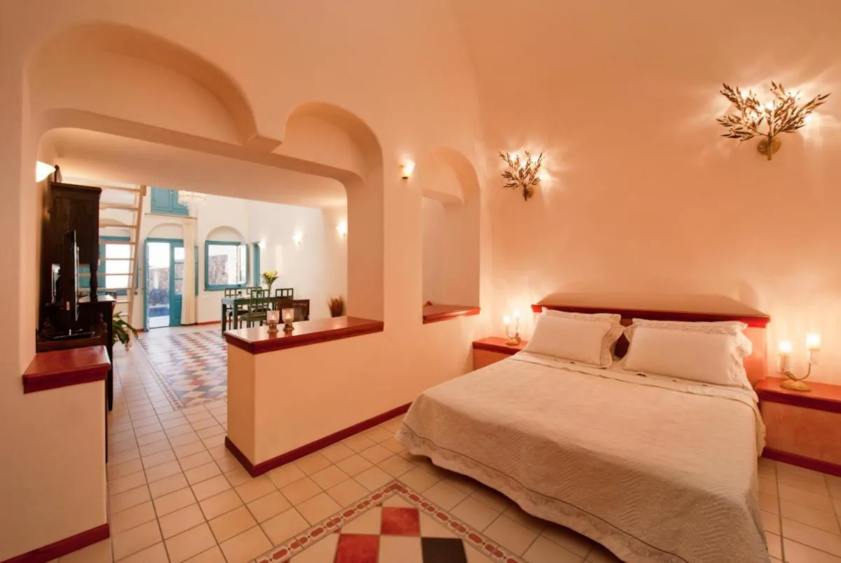 Dining area, Bed in Vallas Apartments & Villas