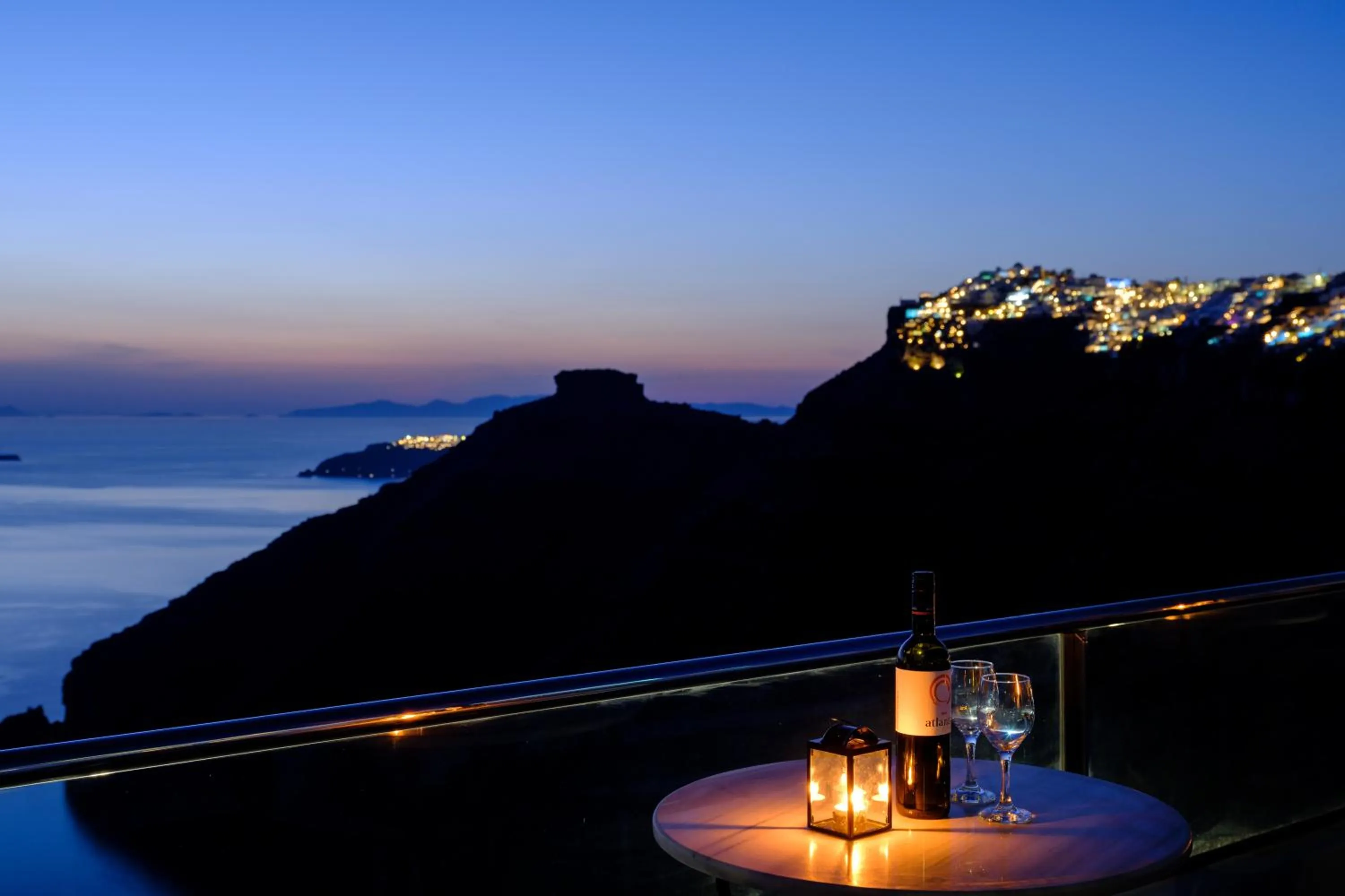 Vallas Apartments & Villas