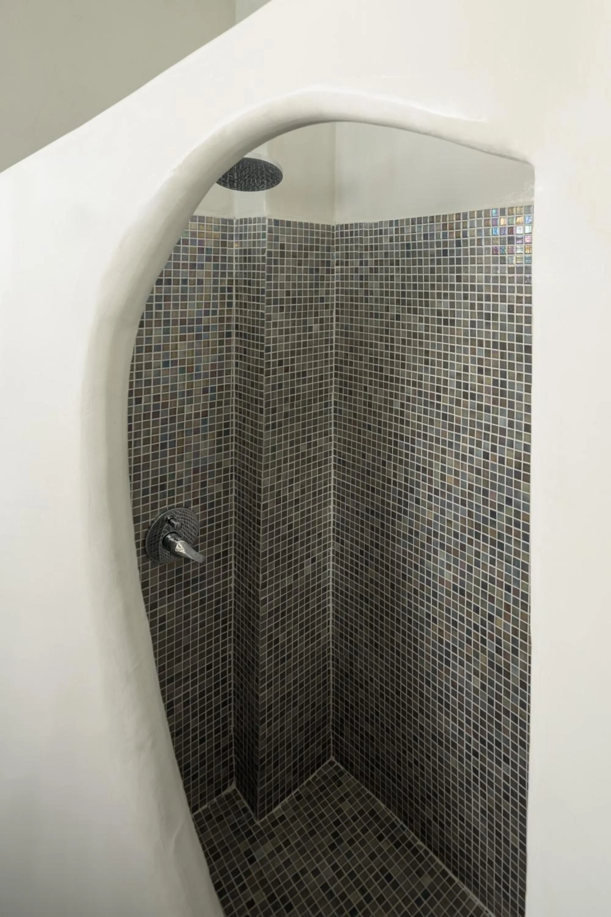 Shower in Vallas Apartments & Villas