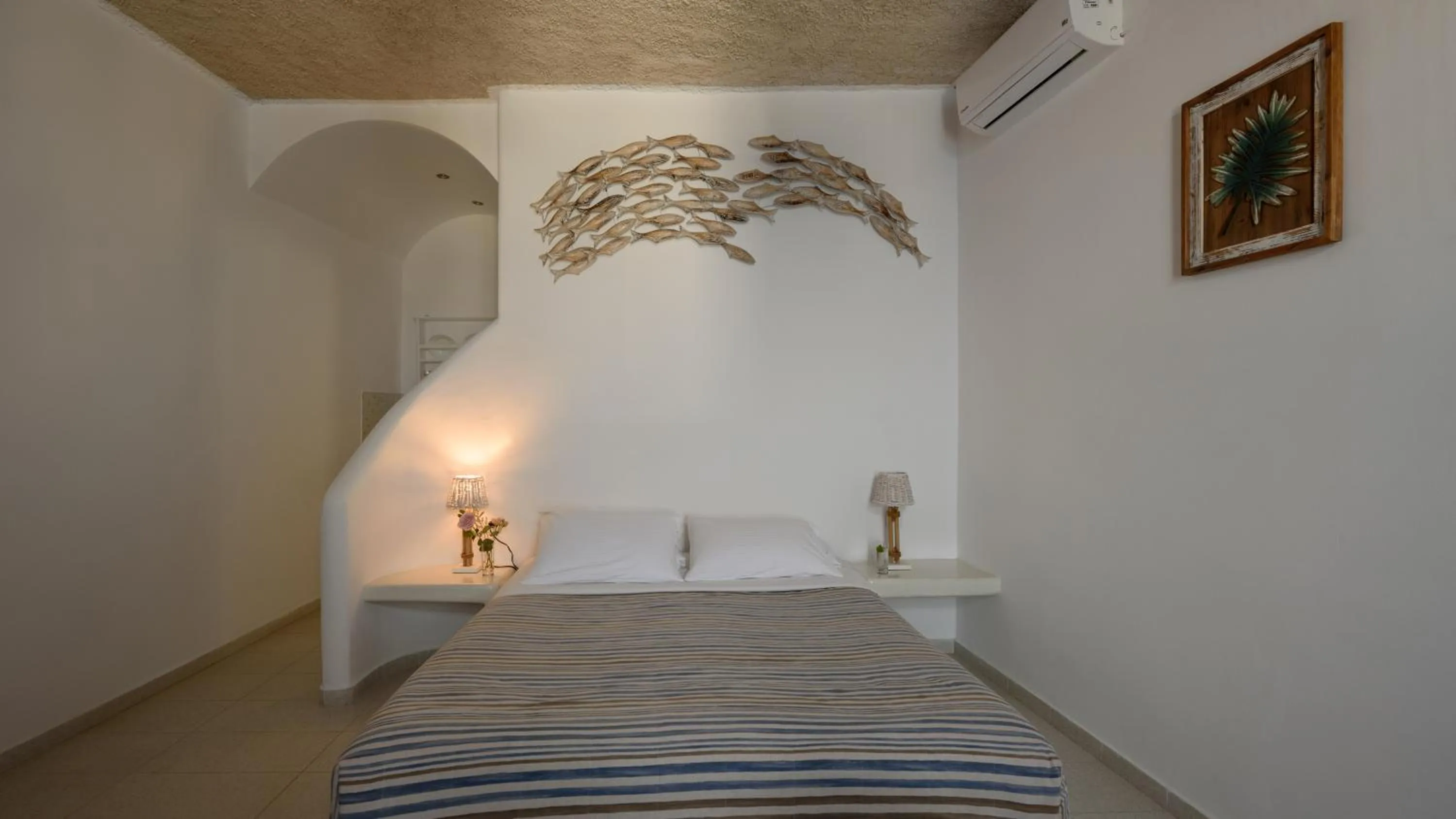 Bedroom, Bed in Vallas Apartments & Villas