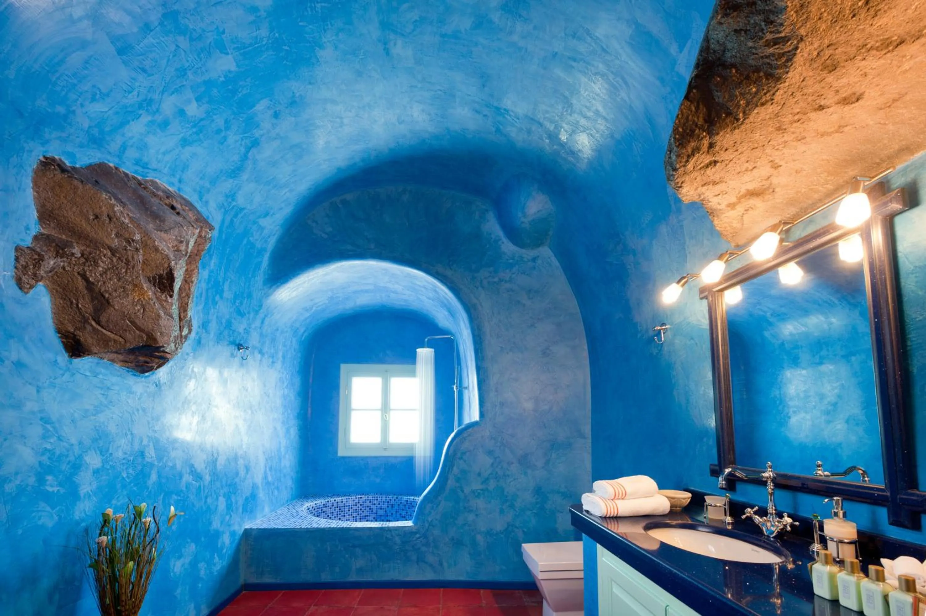 Bathroom in Vallas Apartments & Villas