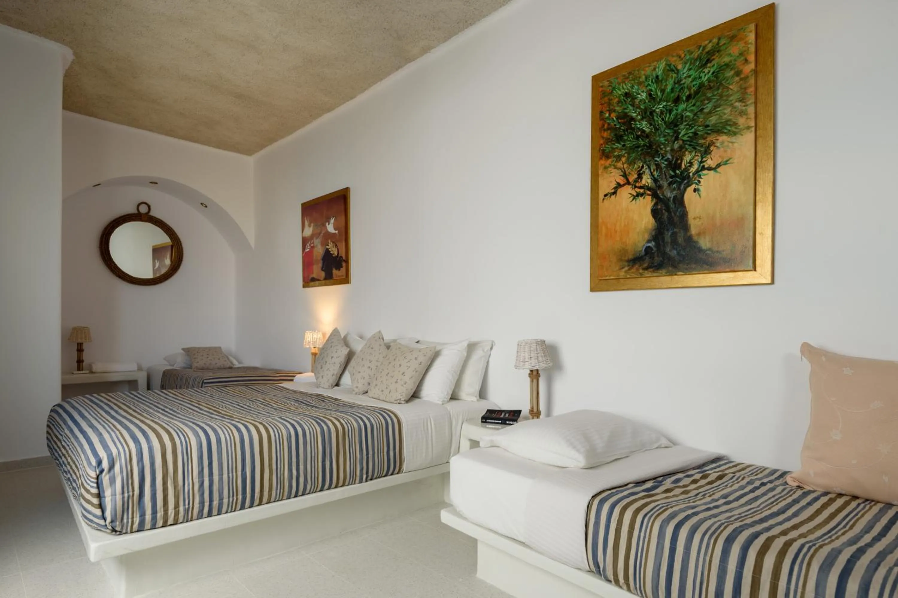 Bed in Vallas Apartments & Villas