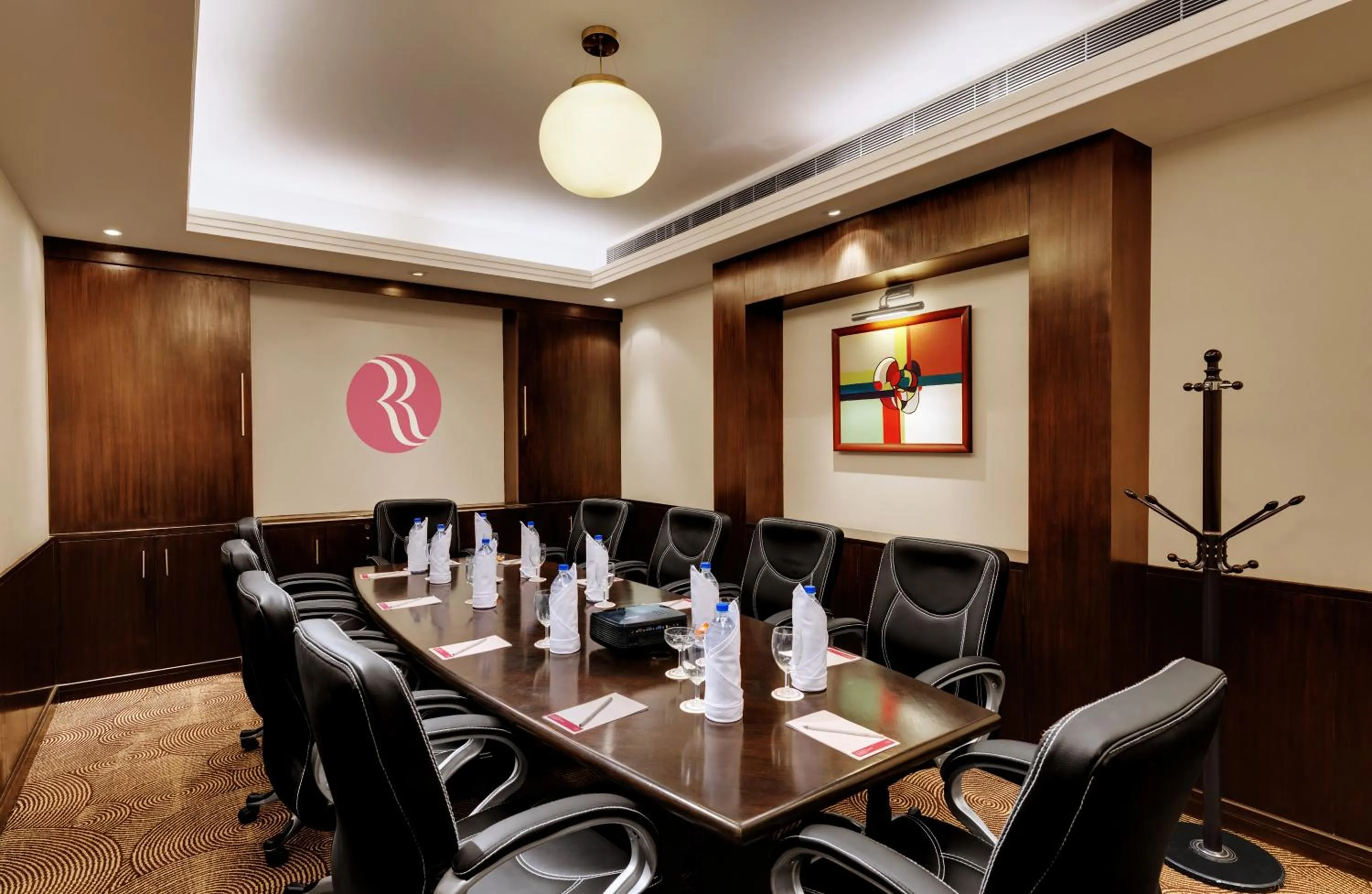 Meeting/conference room in Ramada Plaza by Wyndham JHV Varanasi