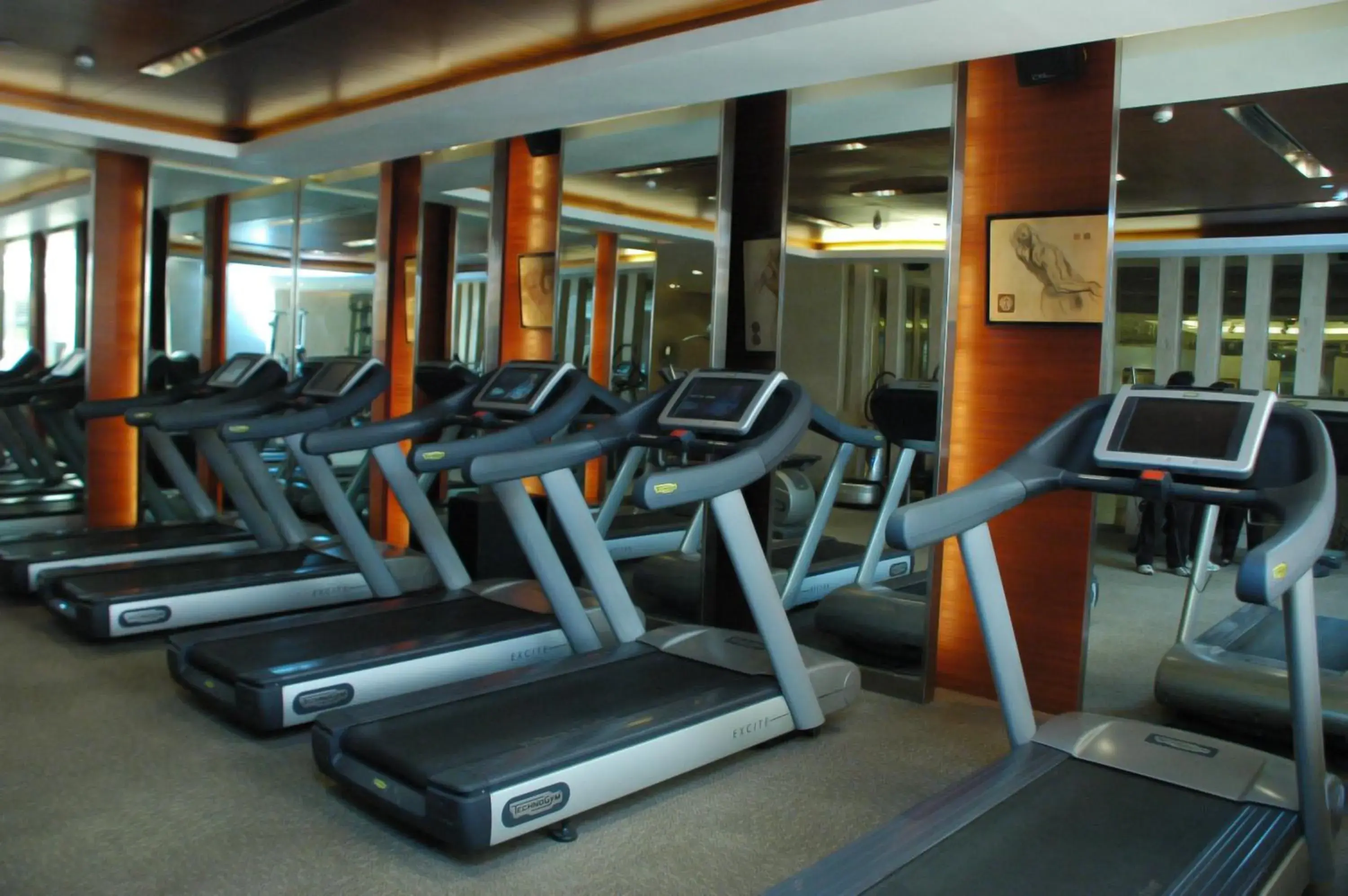 Fitness centre/facilities in The LaLiT New Delhi Fitness centre/facilities in The LaLiT New Delhi