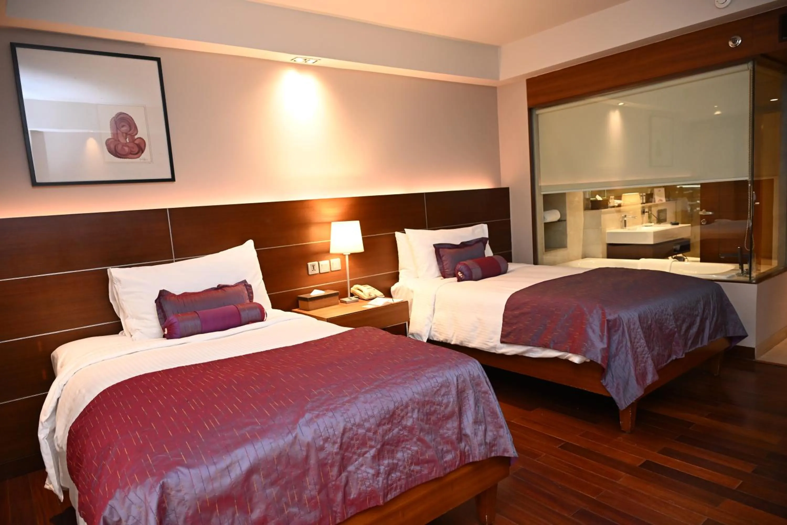 Bed in The LaLiT New Delhi