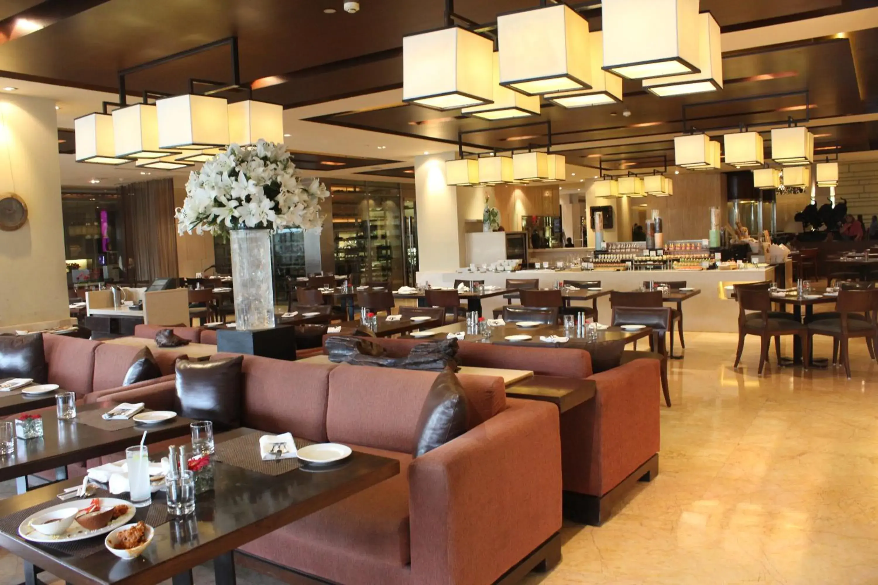 Restaurant/places to eat in The LaLiT New Delhi Restaurant/places to eat in The LaLiT New Delhi