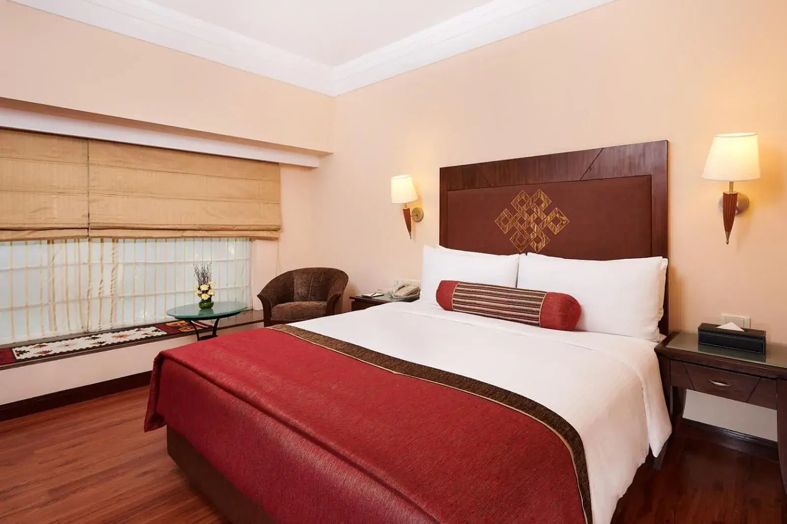 Bed in The Lalit Ashok Bed in The Lalit Ashok