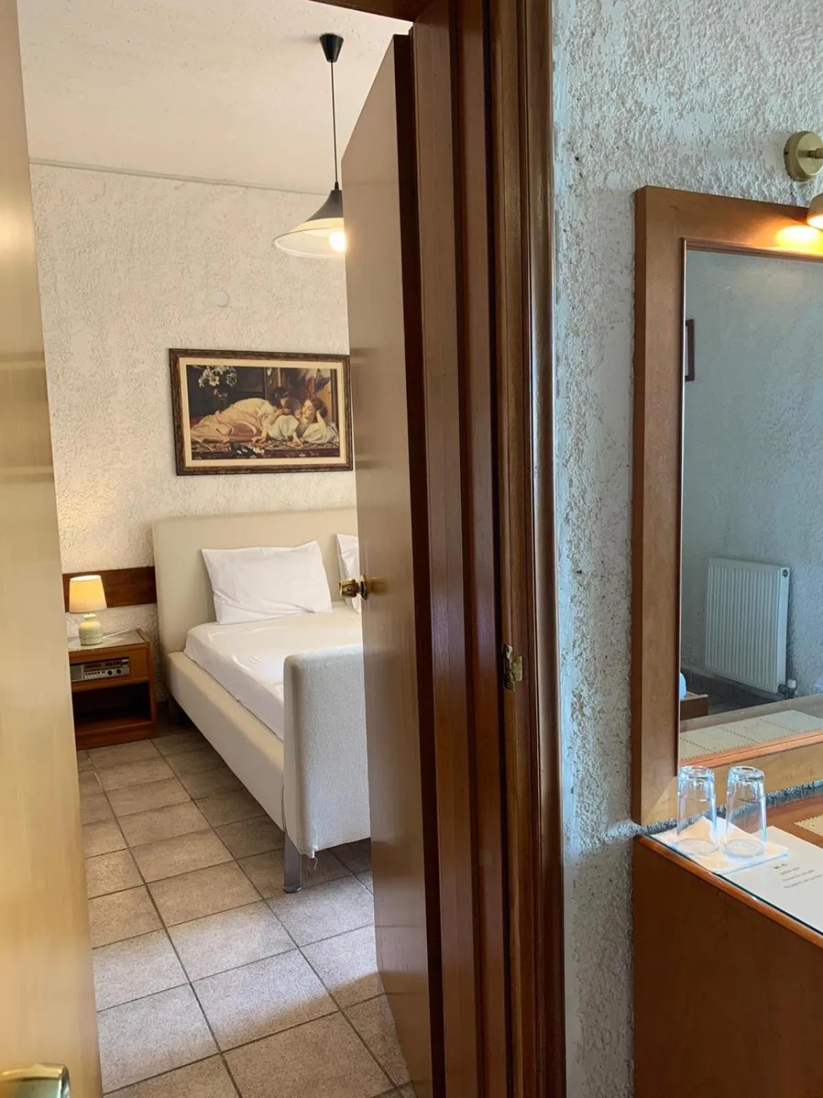 Bed in Sariza Spring Hotel