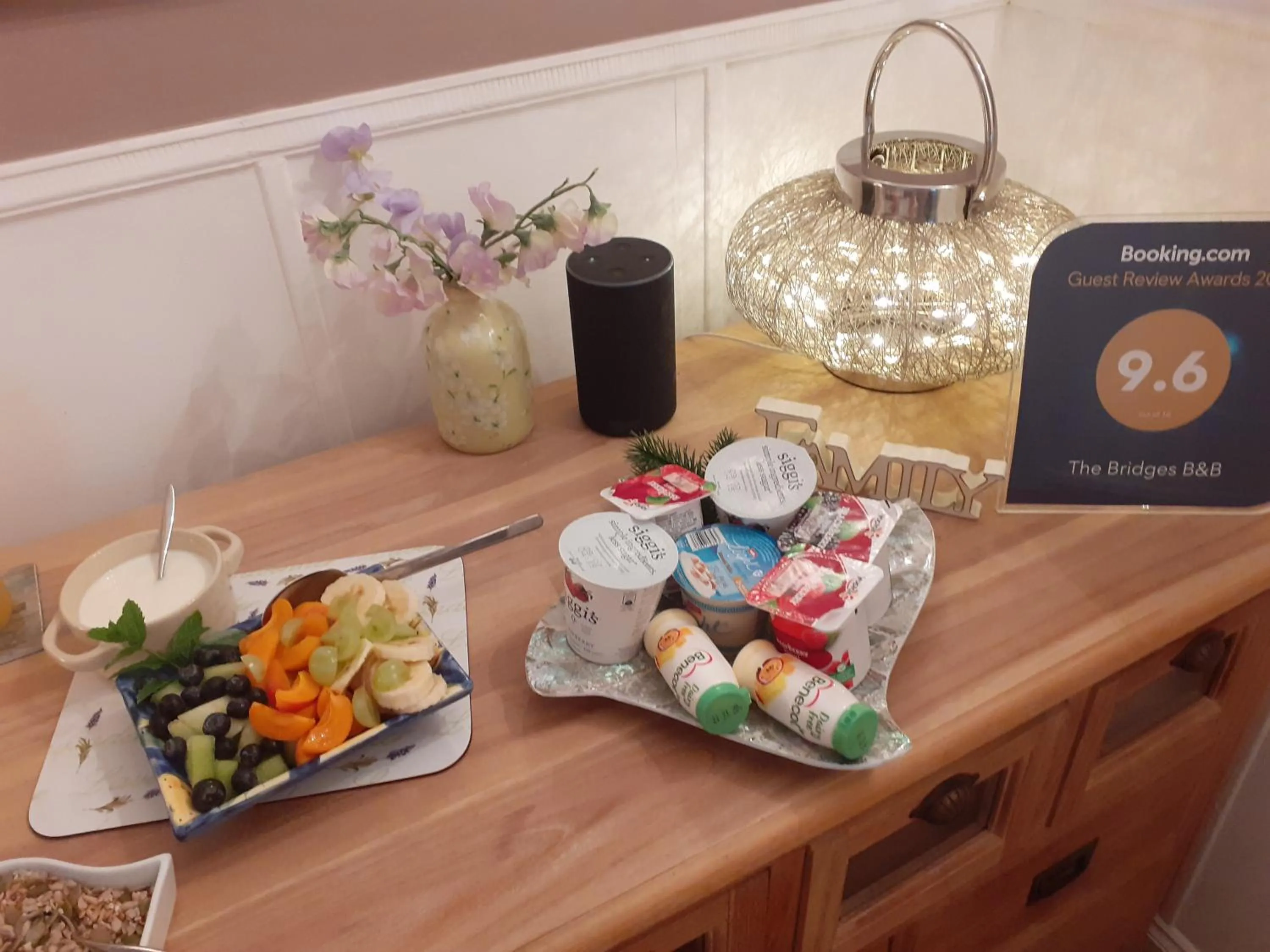 Breakfast in The Bridges B&B