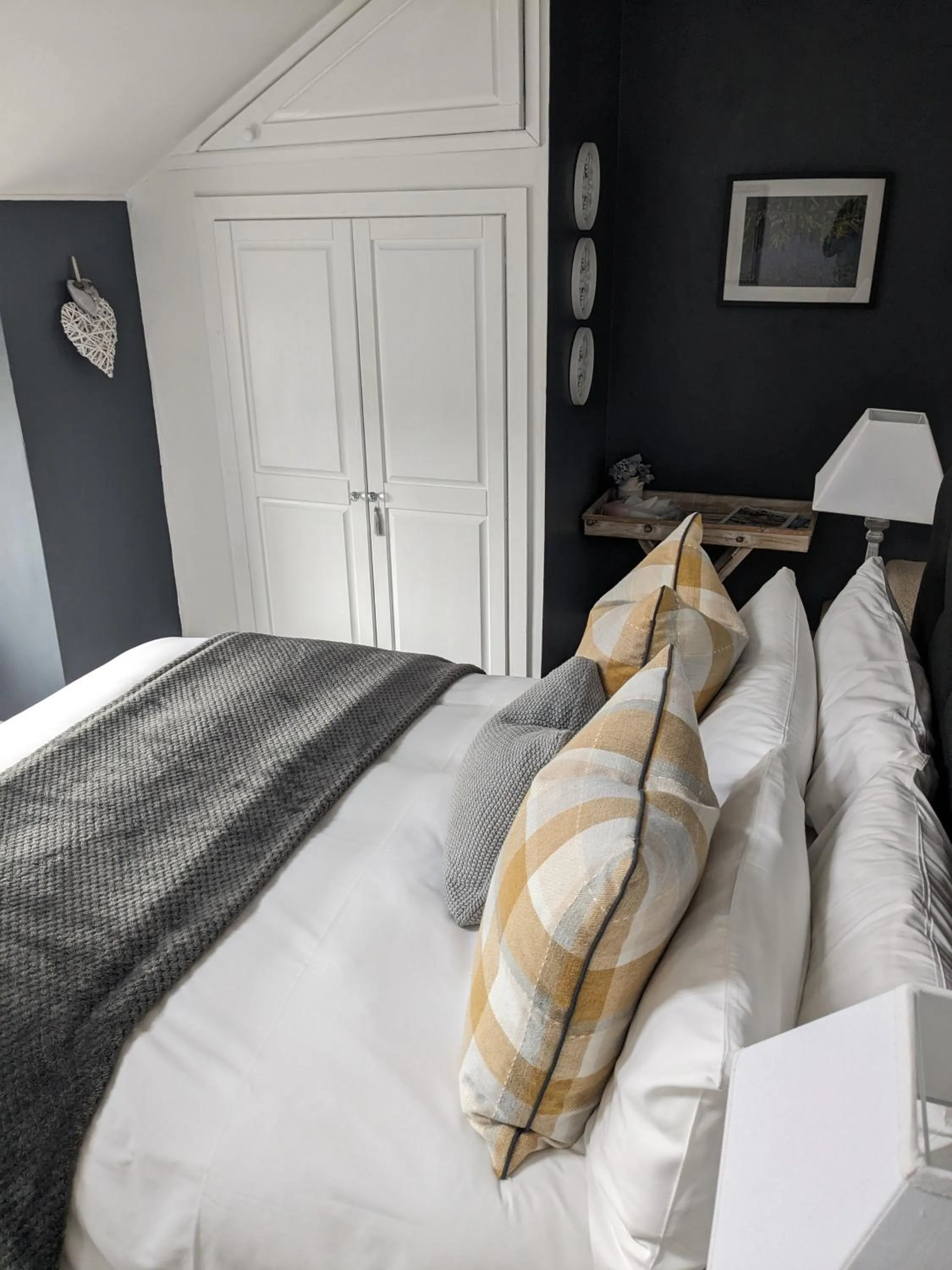 Bedroom, Bed in The Bridges B&B