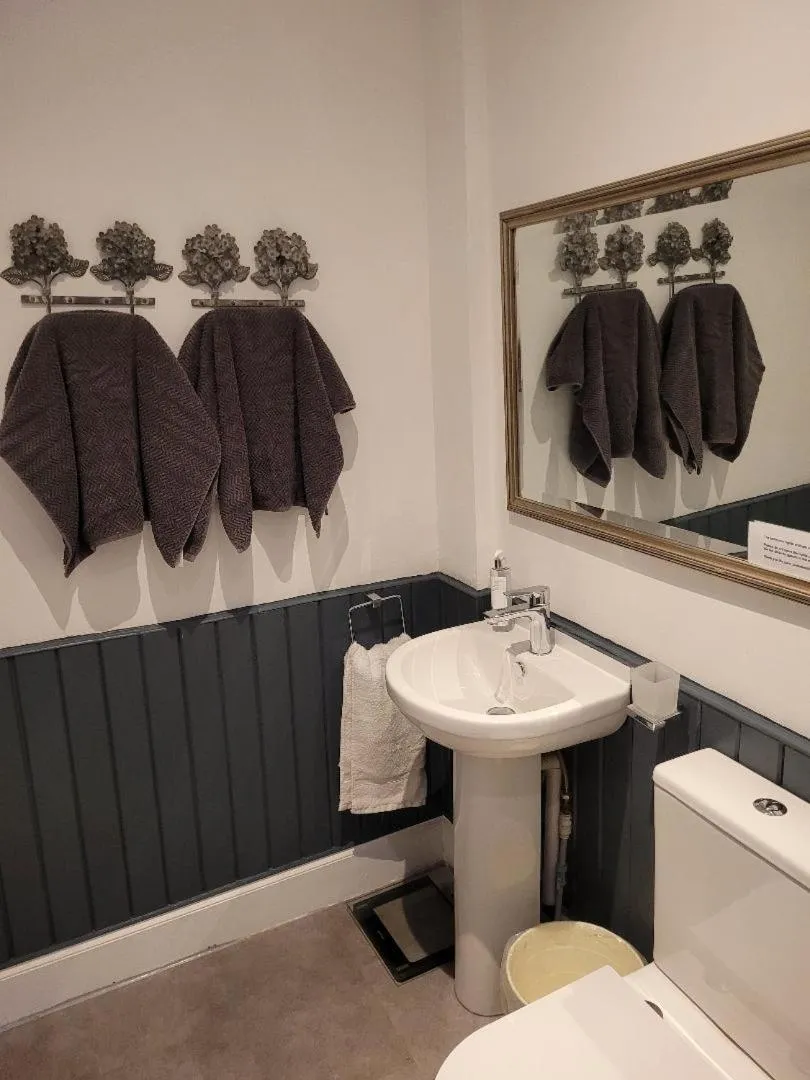 Bathroom in The Bridges B&B