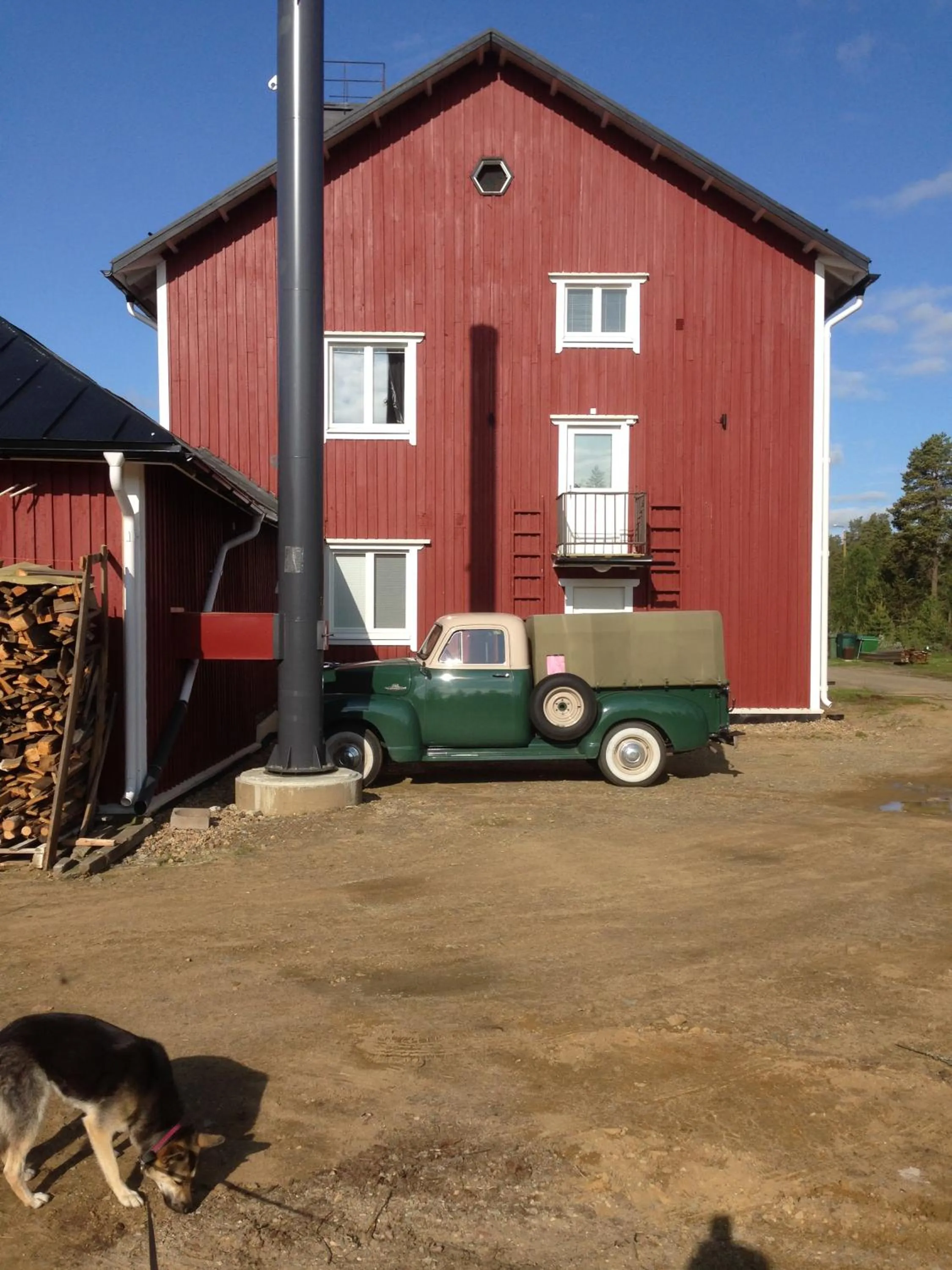 group of guests in Vuotson Maja B&B