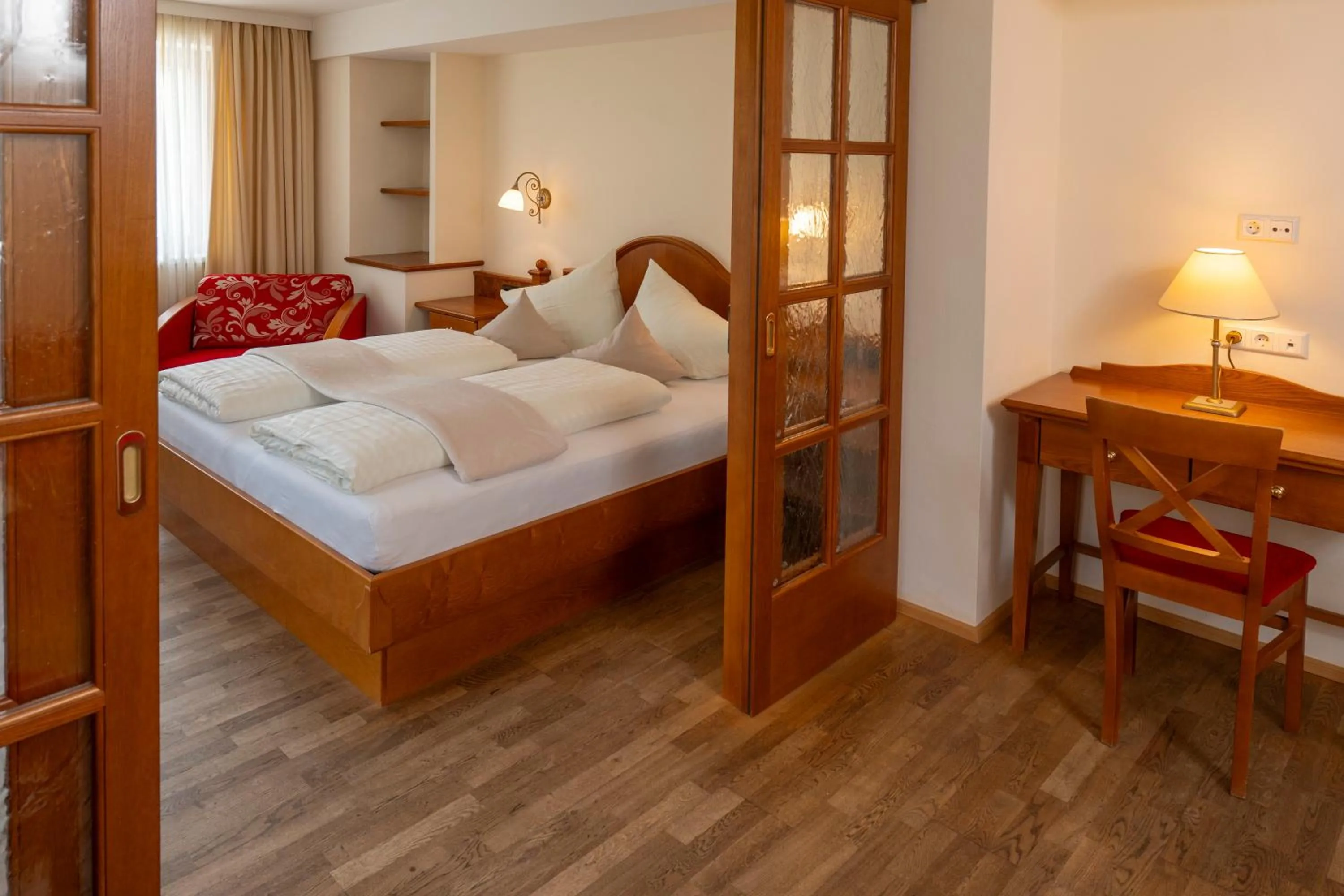 Bedroom, Bed in Natur & Familienhotel Der Stieglerhof