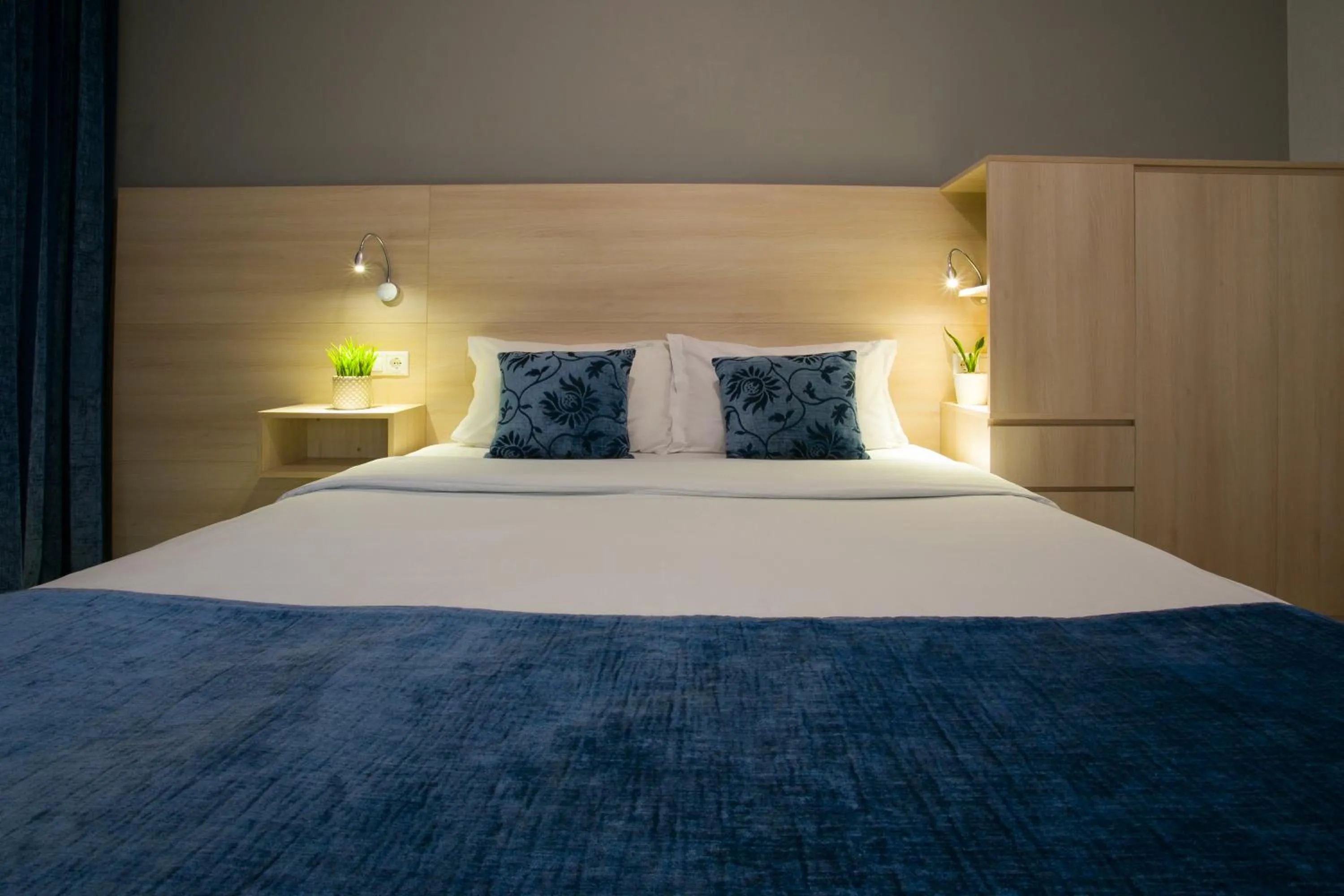 Bedroom, Bed in Polis Apartments