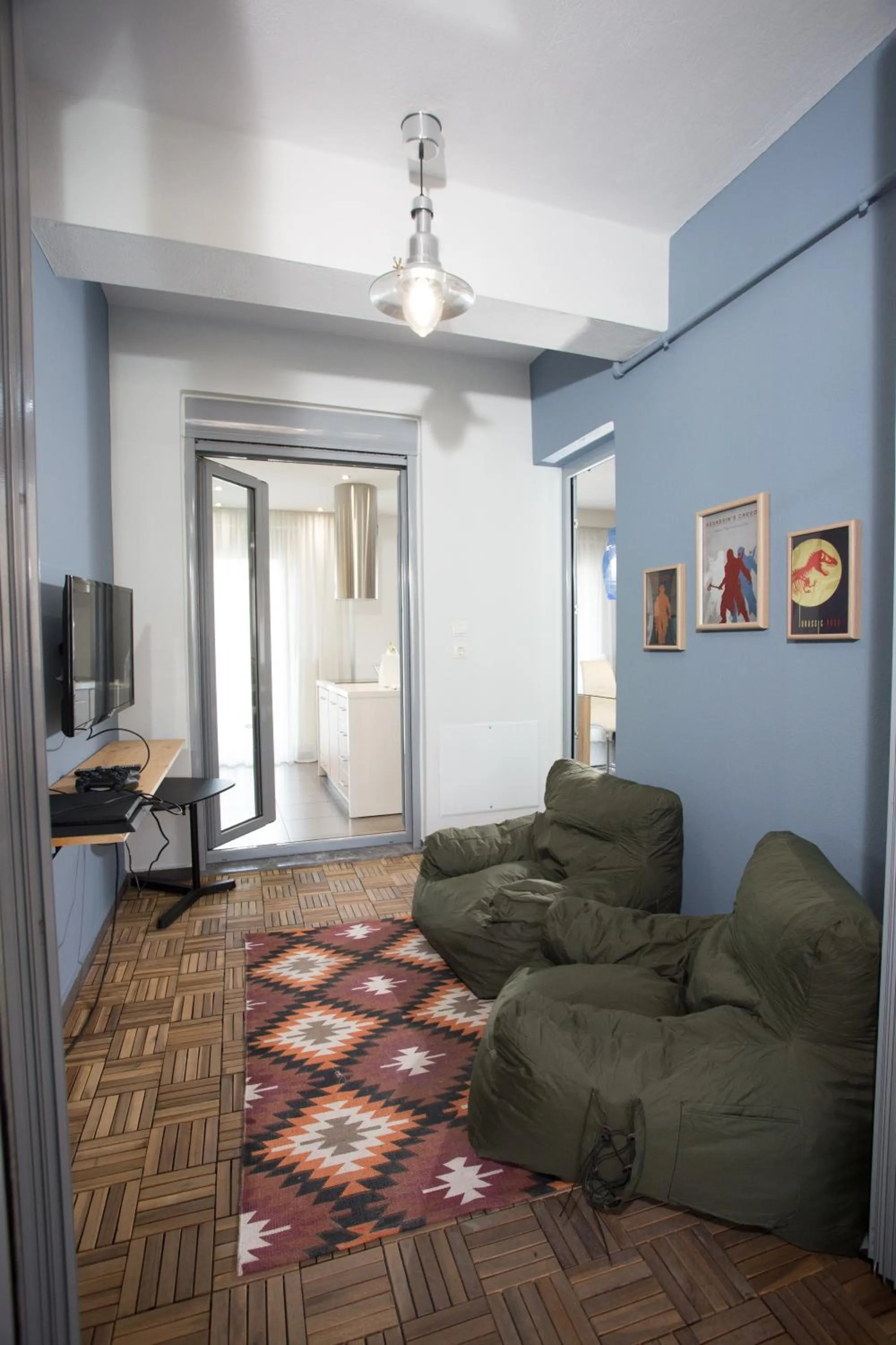 TV and multimedia in Polis Apartments