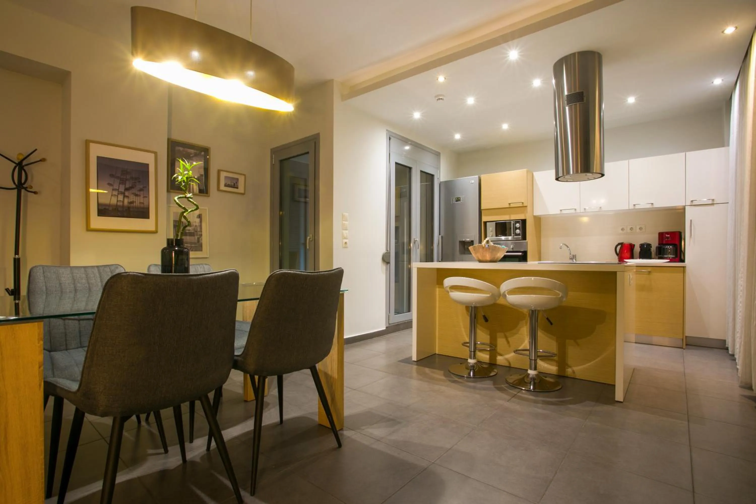 Dining area in Polis Apartments