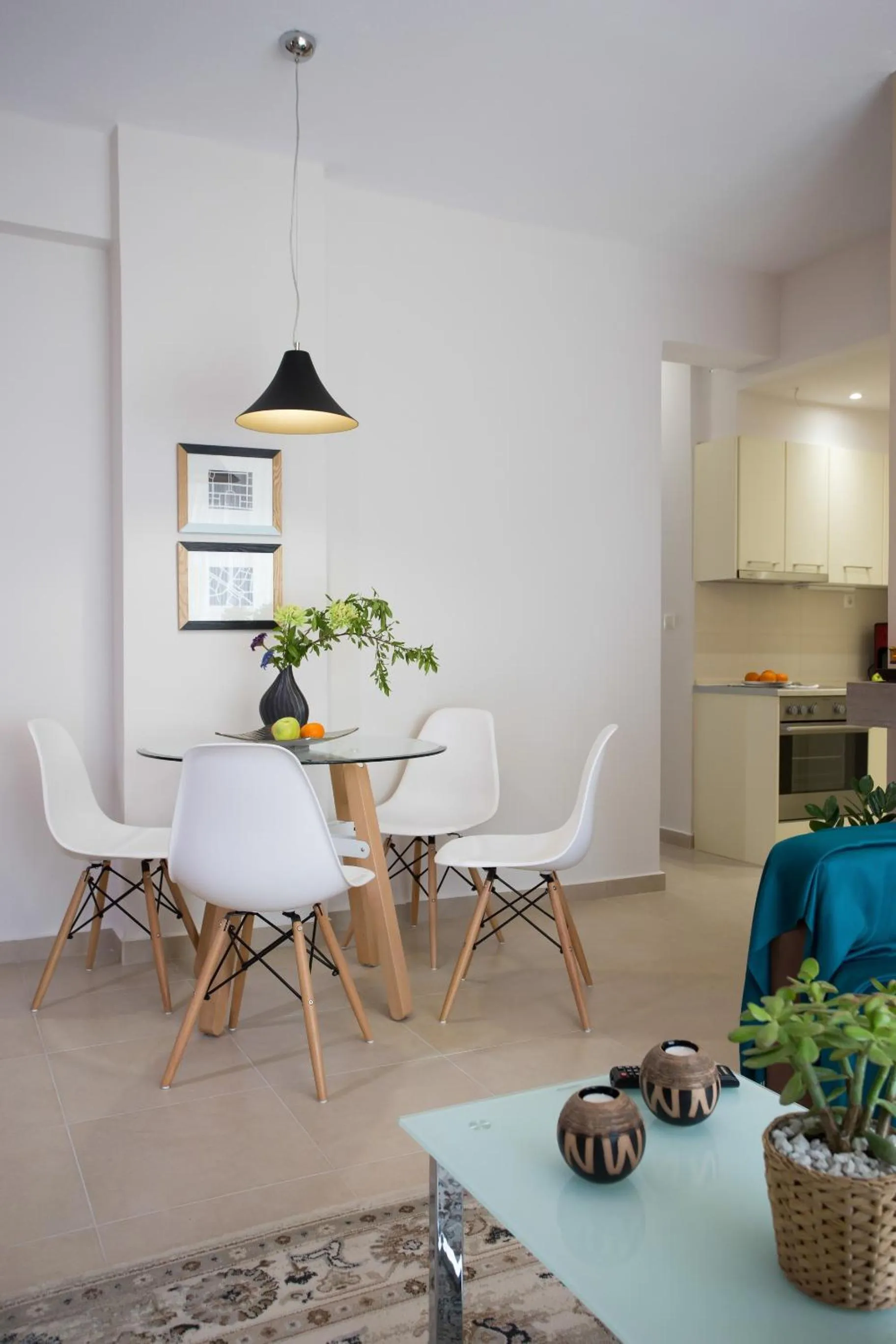 Kitchen or kitchenette in Polis Apartments