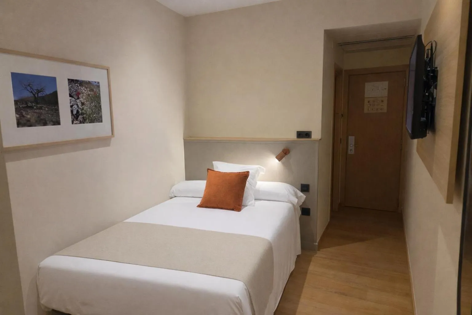 Bedroom, Bed in Hotel Tanit