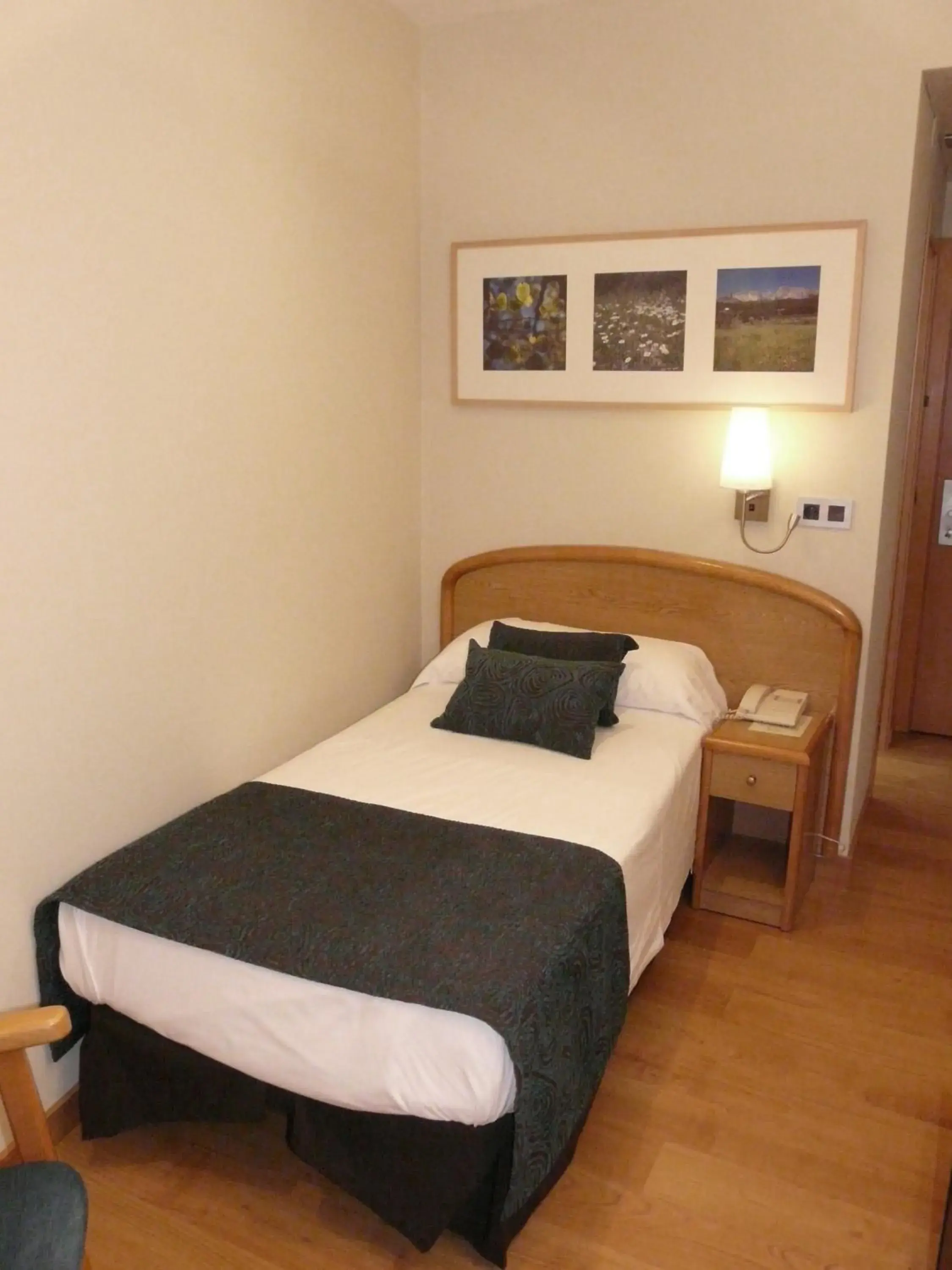 Bed in Hotel Tanit Bed in Hotel Tanit