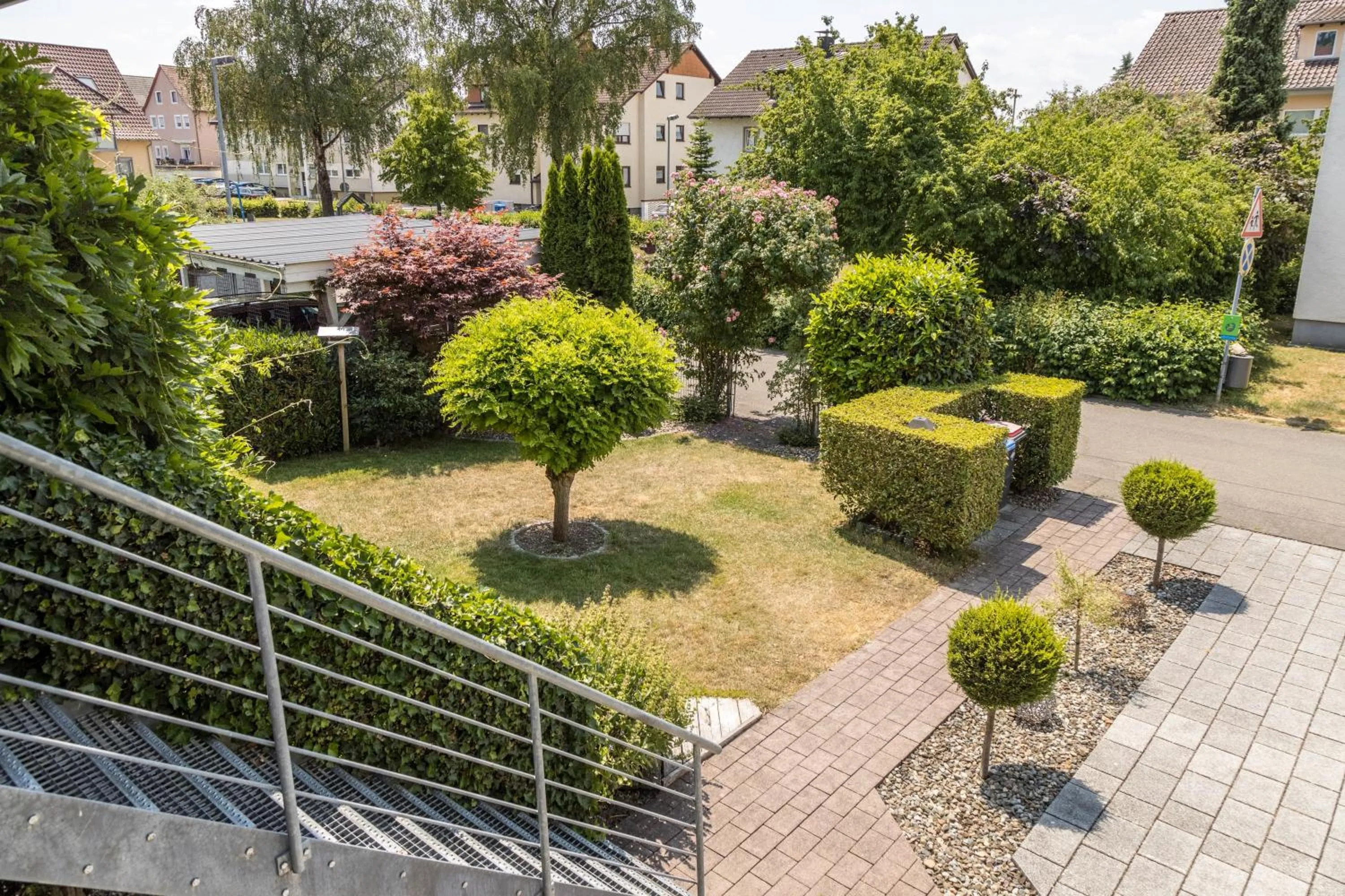 Property building in Haus Auryn