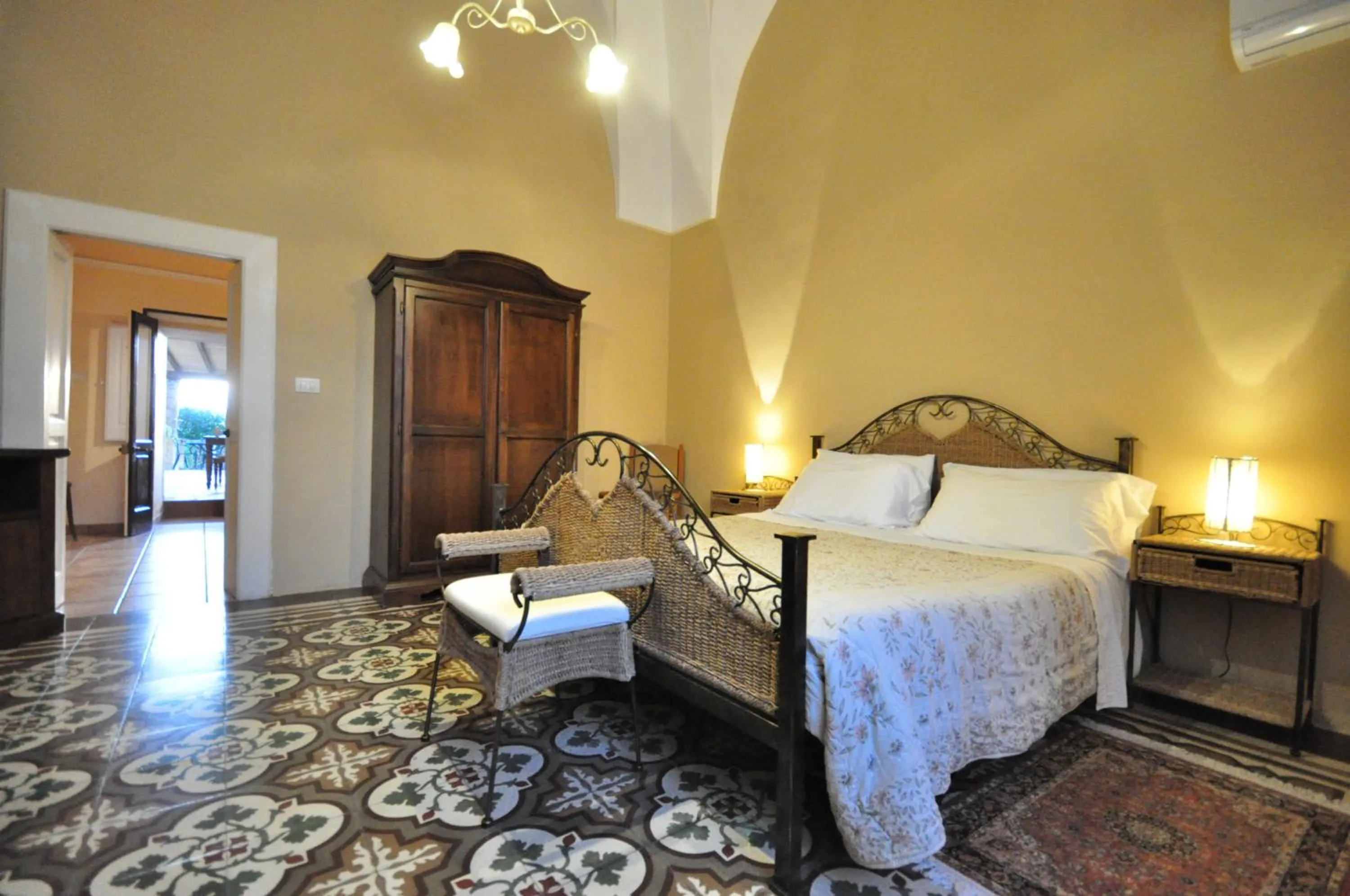 Bedroom, Bed in Felline In Bed&Breakfast Dimora di Charme el Salento
