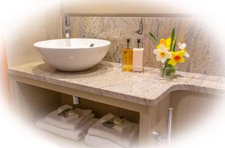 King Room in Lydons Lodge Hotel King Room in Lydons Lodge Hotel