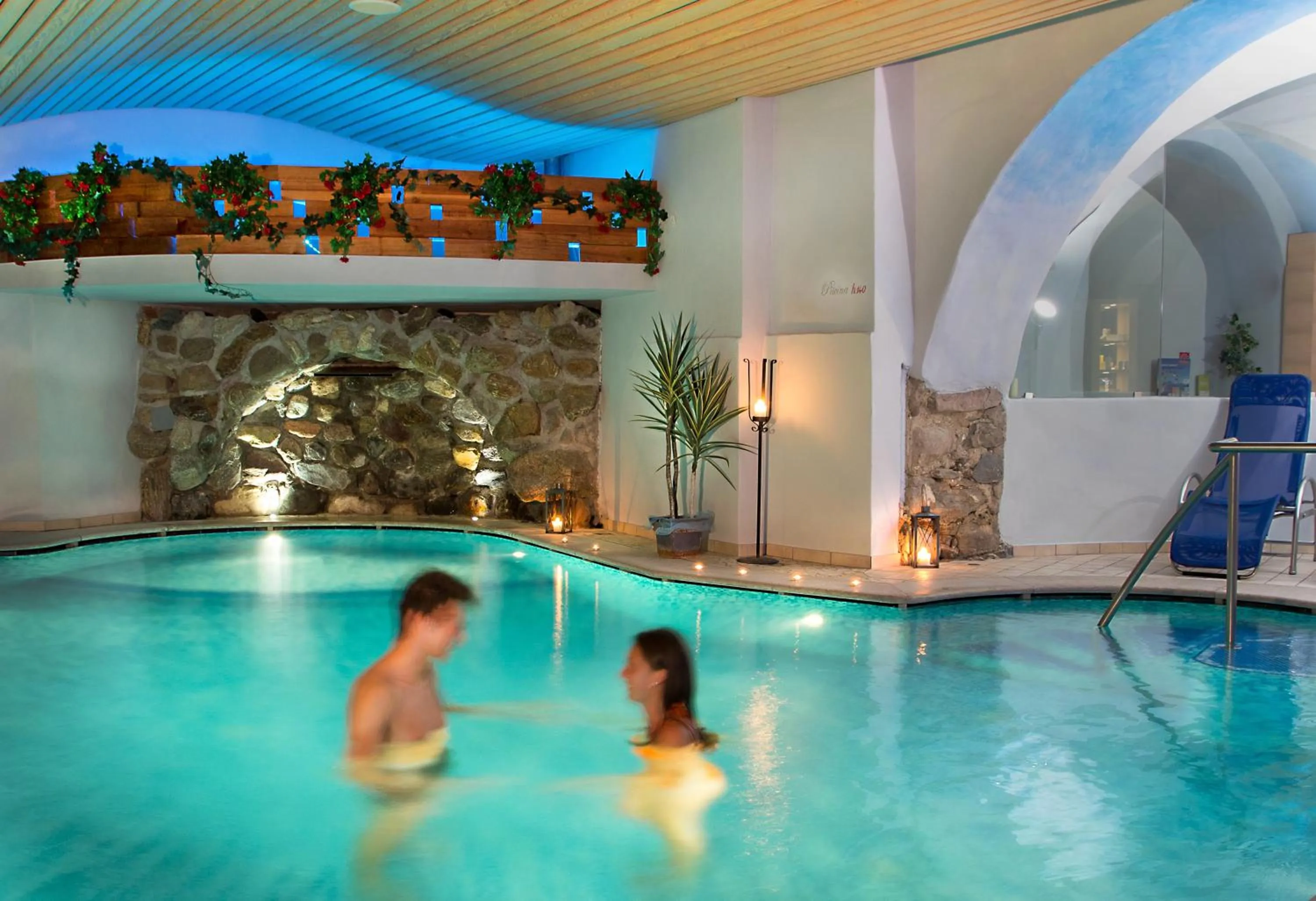 Swimming pool in Albergo Cavallino Bianco