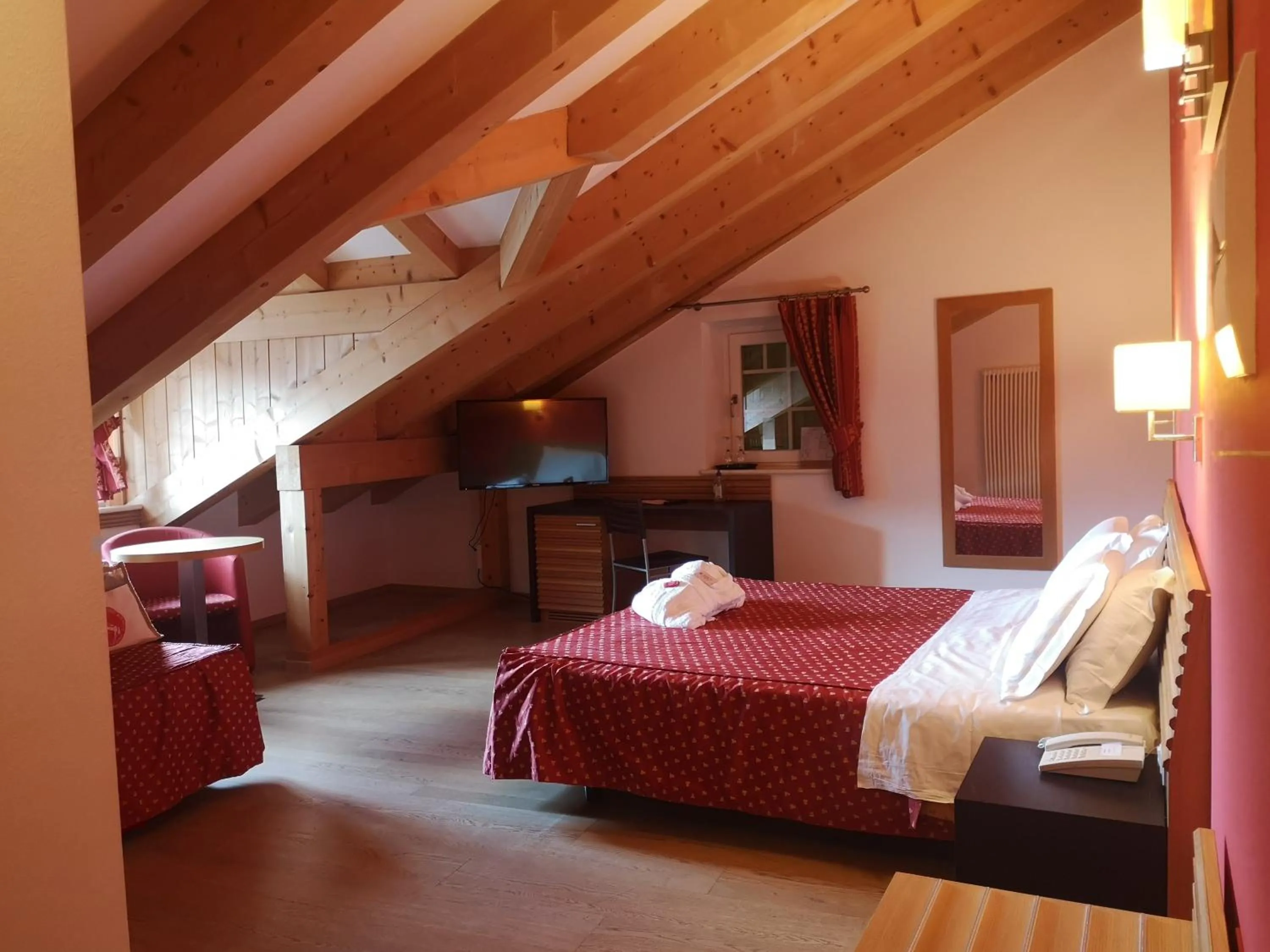 Photo of the whole room in Albergo Cavallino Bianco