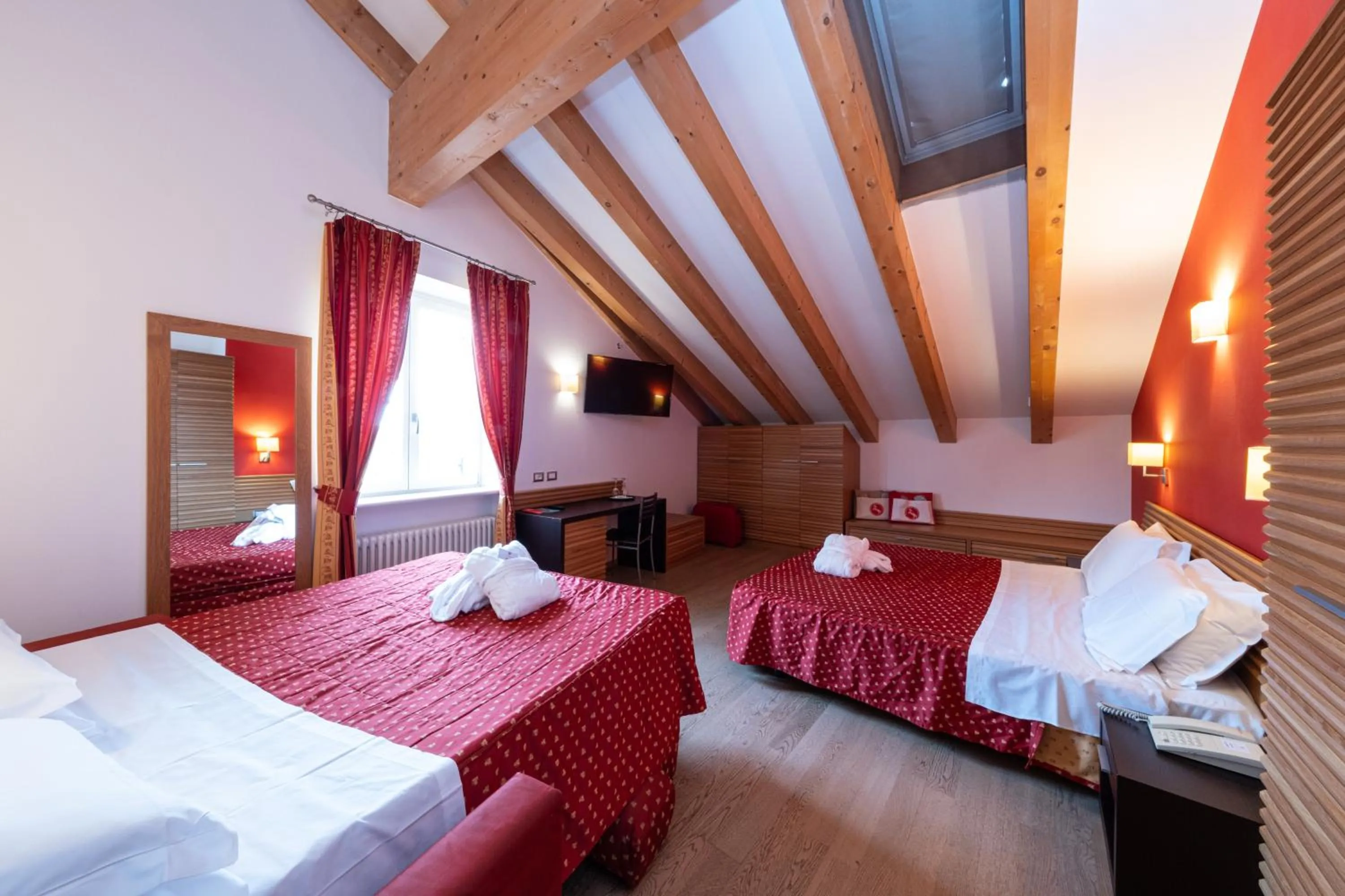 Photo of the whole room in Albergo Cavallino Bianco