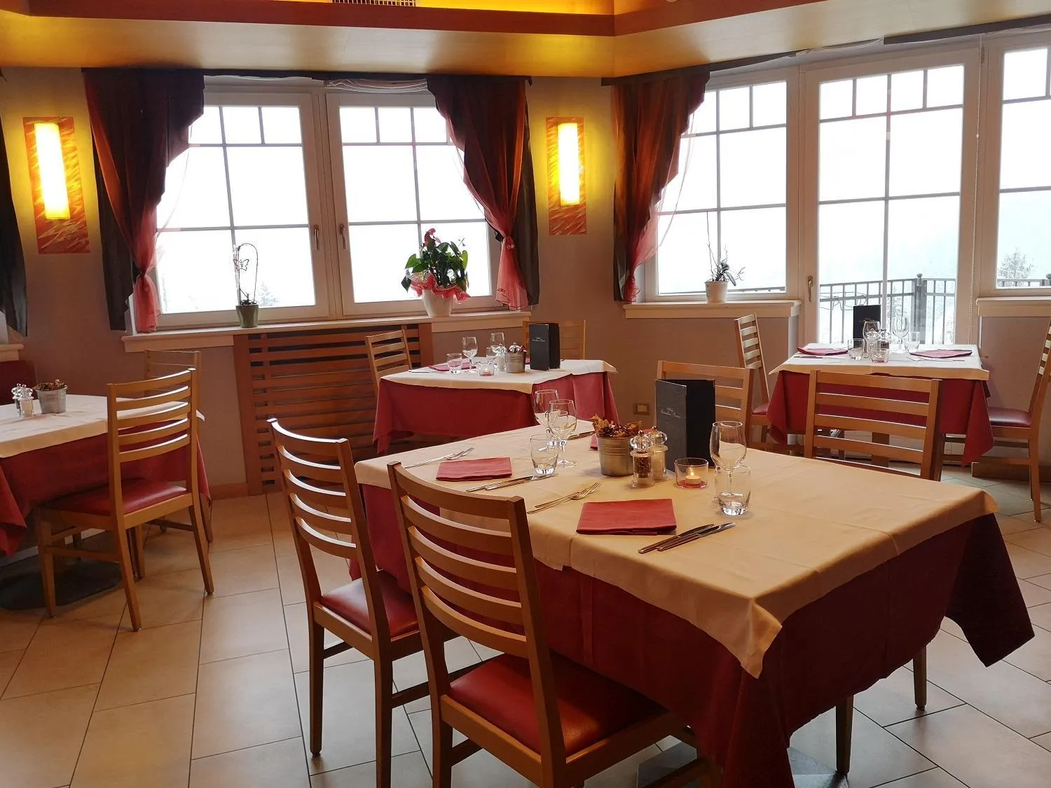 Restaurant/places to eat in Albergo Cavallino Bianco