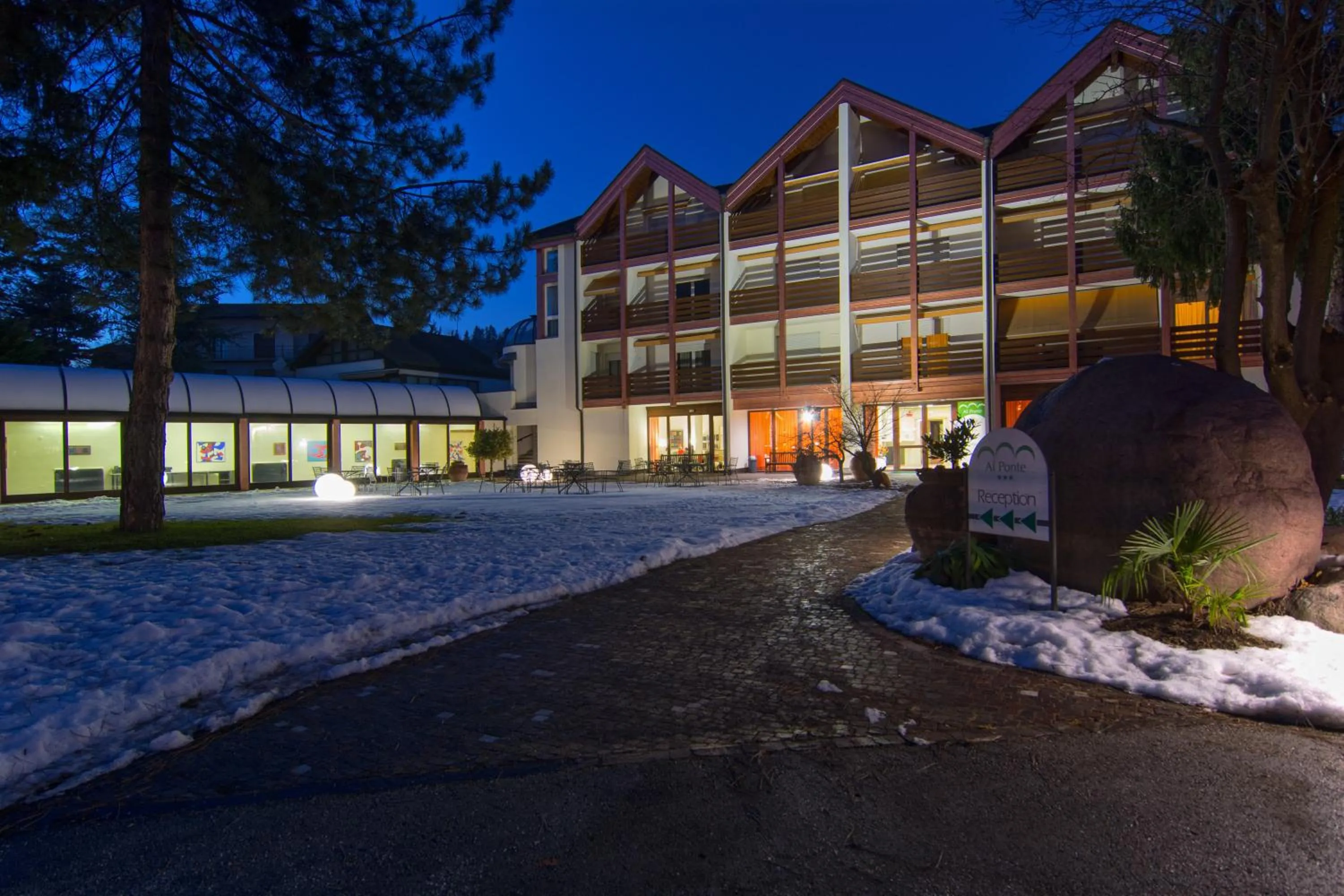 Property building in Al Ponte Garnì