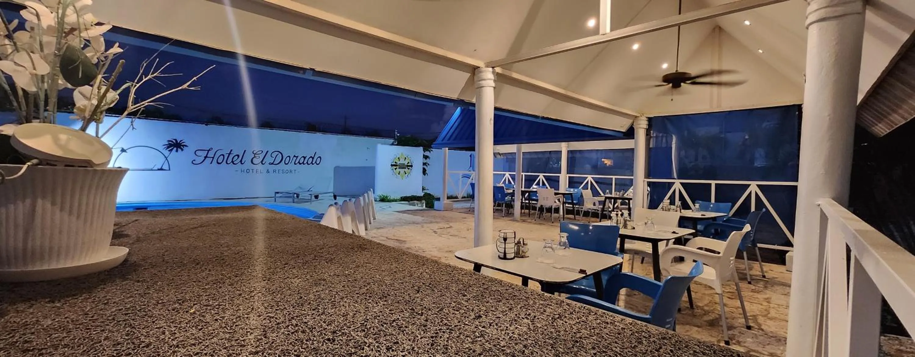 Restaurant/places to eat in Hotel El Dorado