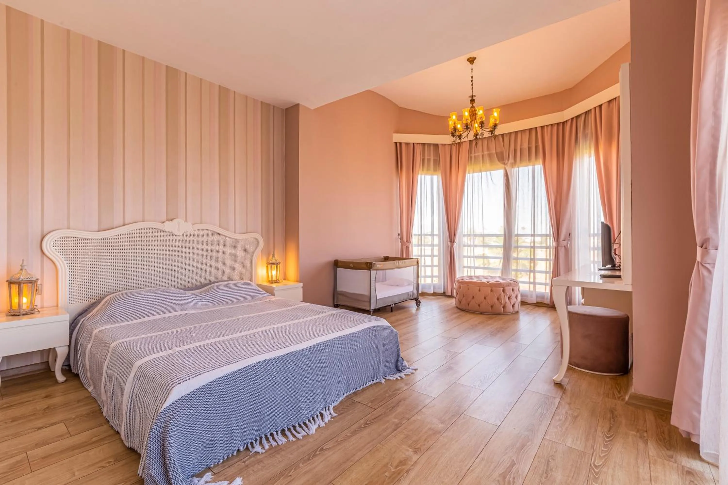 Bedroom, Bed in VISTA Villa