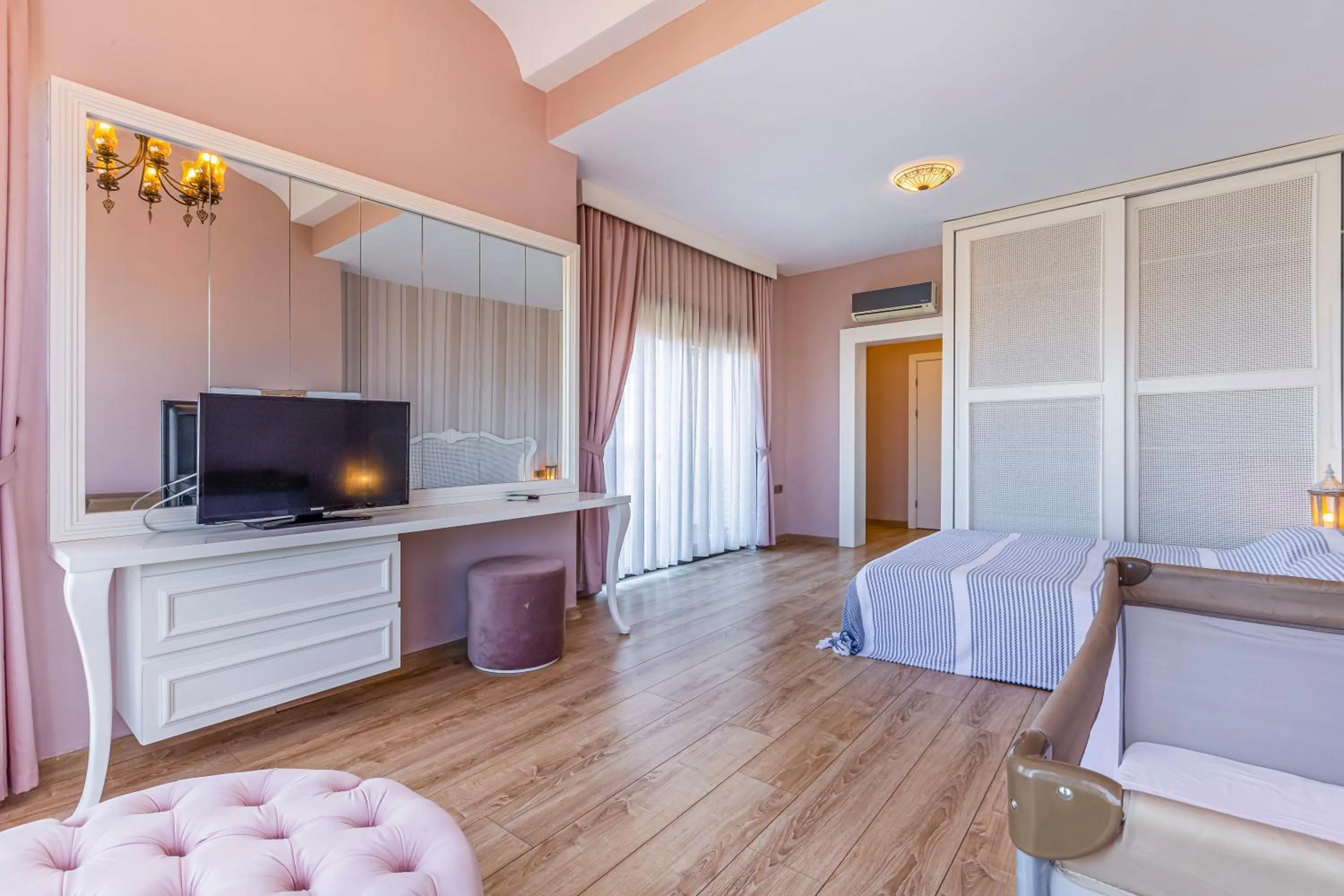 Bedroom in VISTA Villa