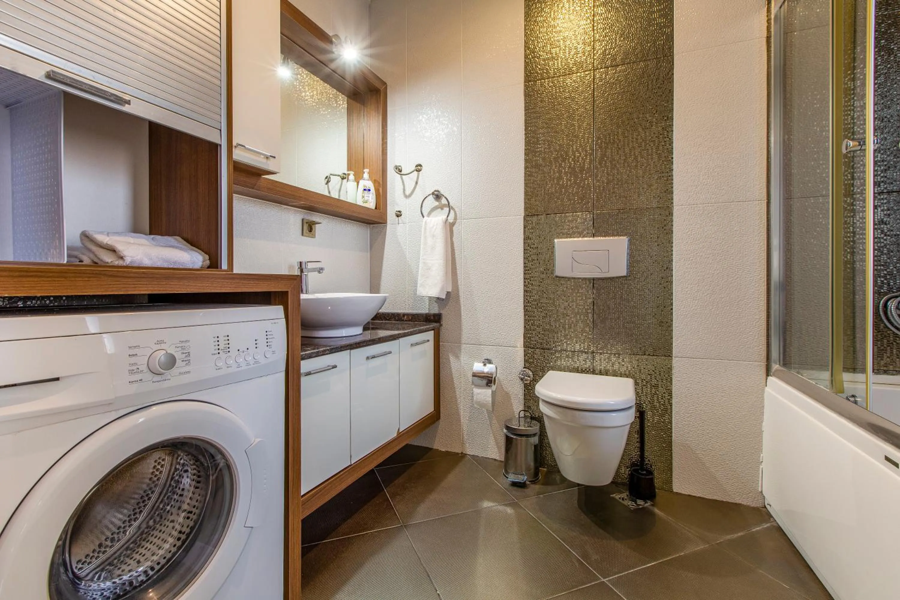 Toilet in VISTA Villa