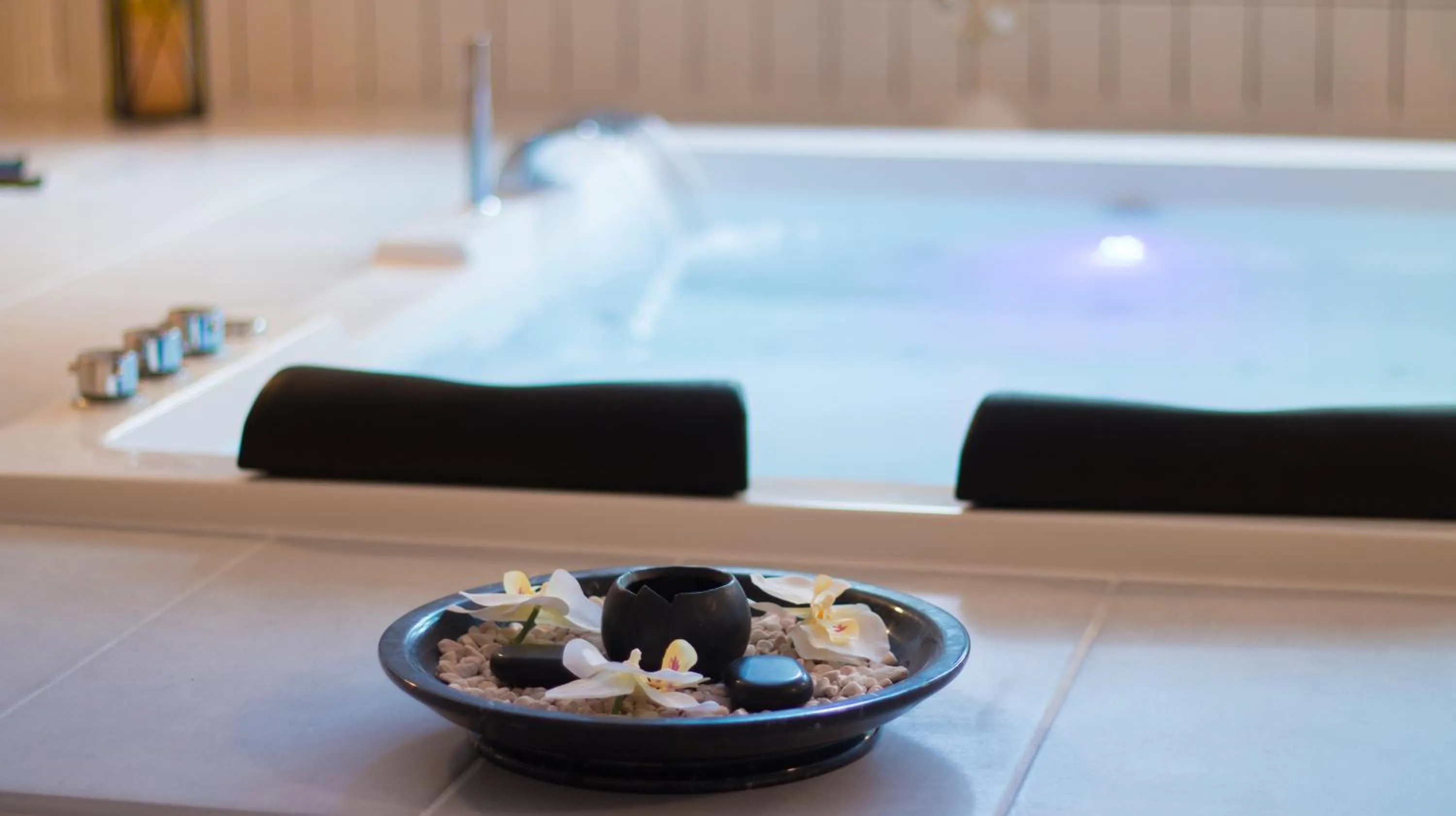 Spa and wellness centre/facilities in Park - Hotel Inseli