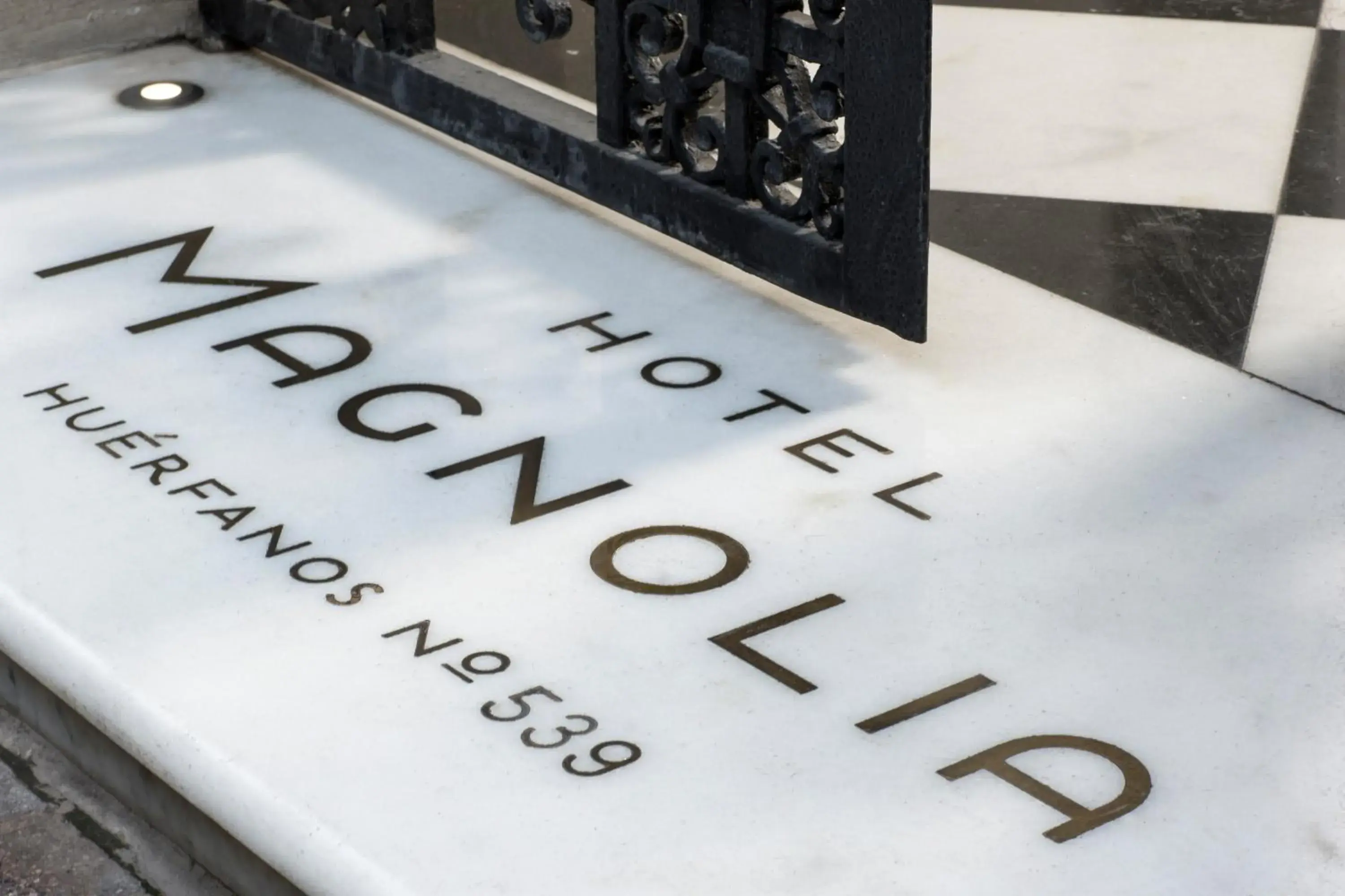 Facade/entrance in Hotel Magnolia Santiago Facade/entrance in Hotel Magnolia Santiago