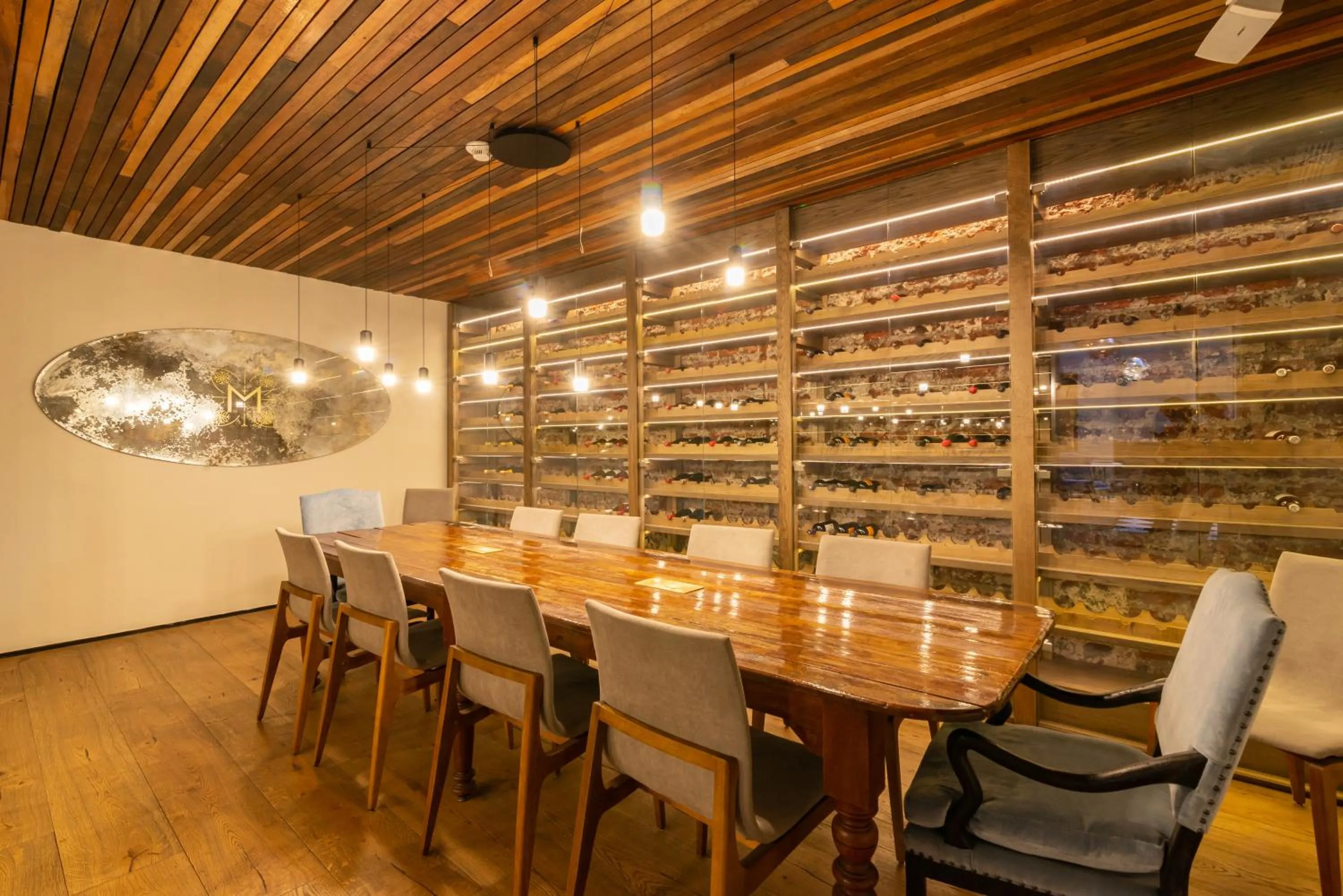 Restaurant/places to eat in Hotel Magnolia Santiago