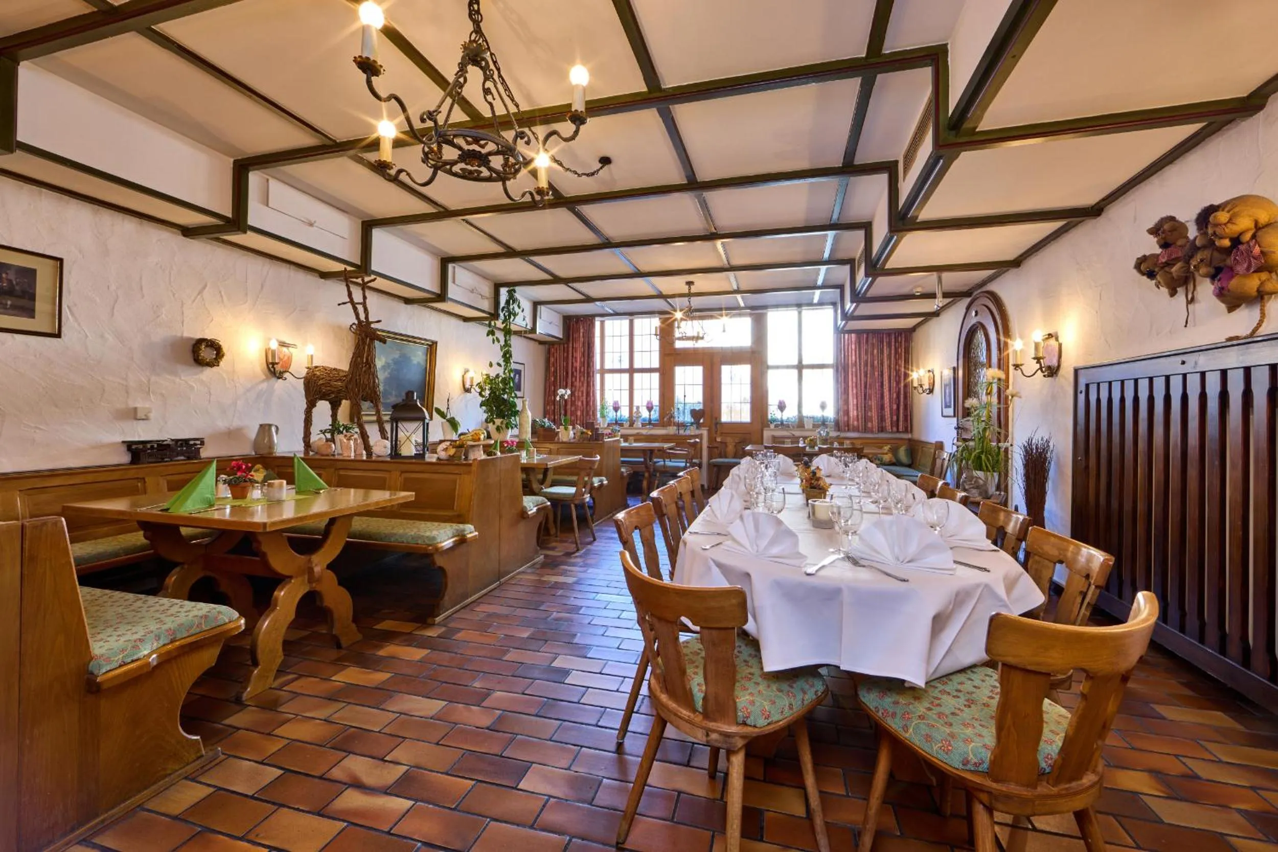 Restaurant/places to eat in Hotel Drei Mohren
