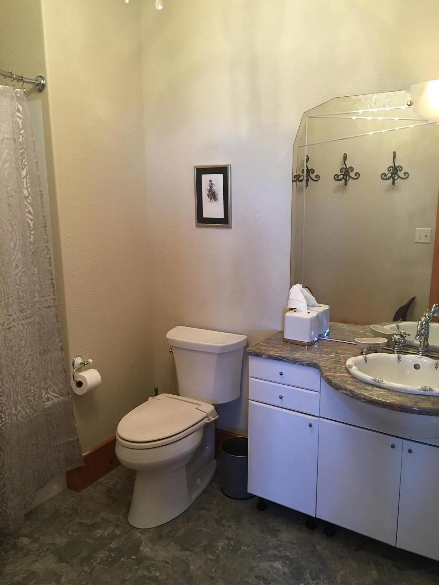 Attwood House Bed and Breakfast near Manhattan, KS