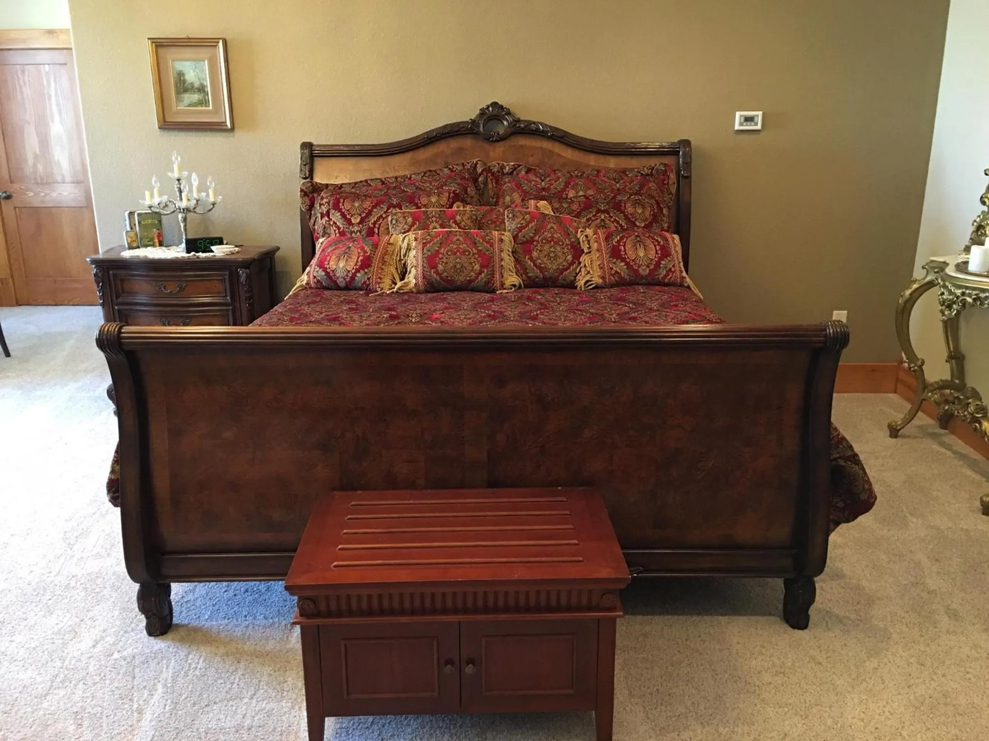 Bed in Attwood House Bed and Breakfast near Manhattan, KS