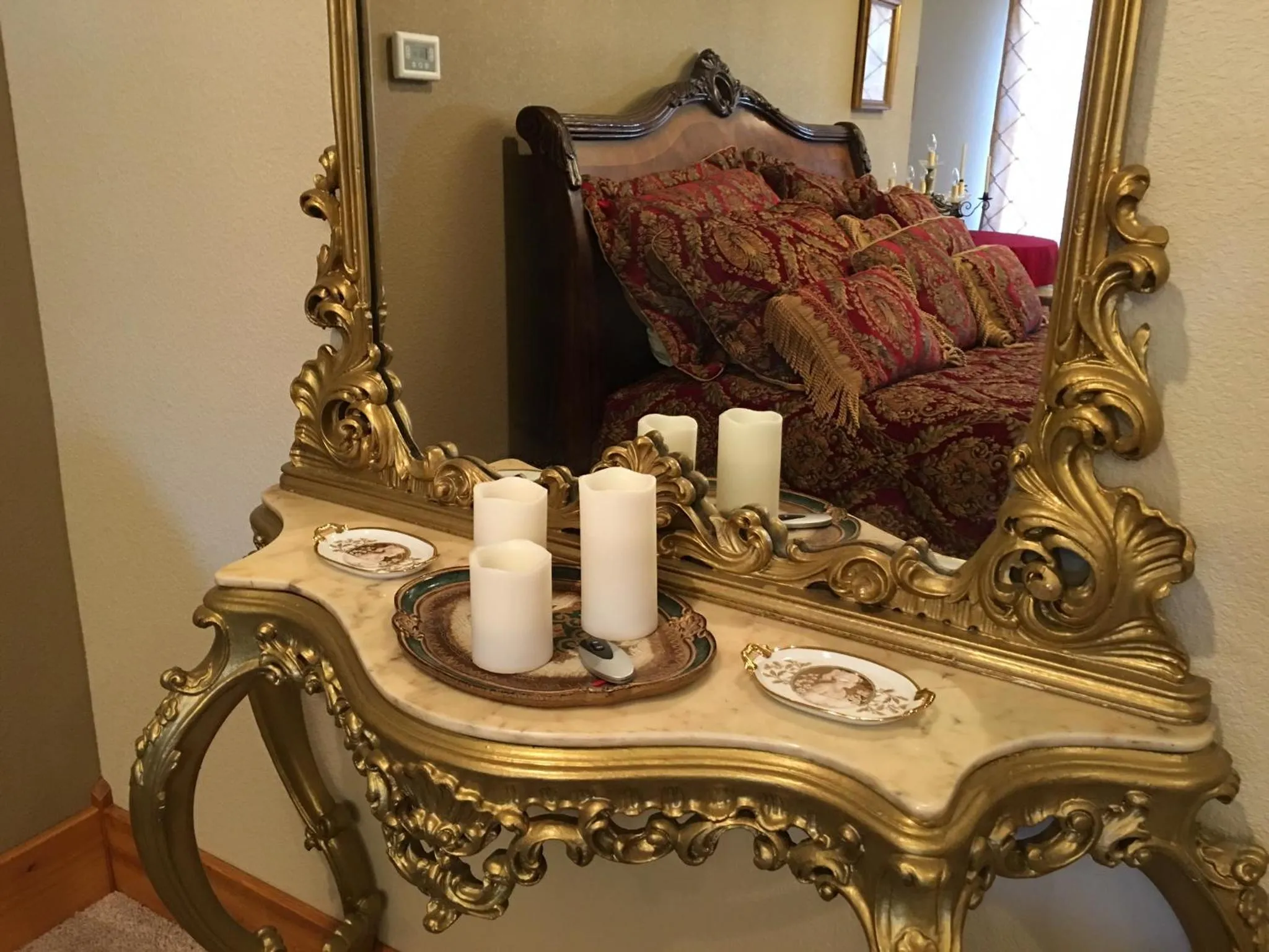 Decorative detail, Bed in Attwood House Bed and Breakfast near Manhattan, KS