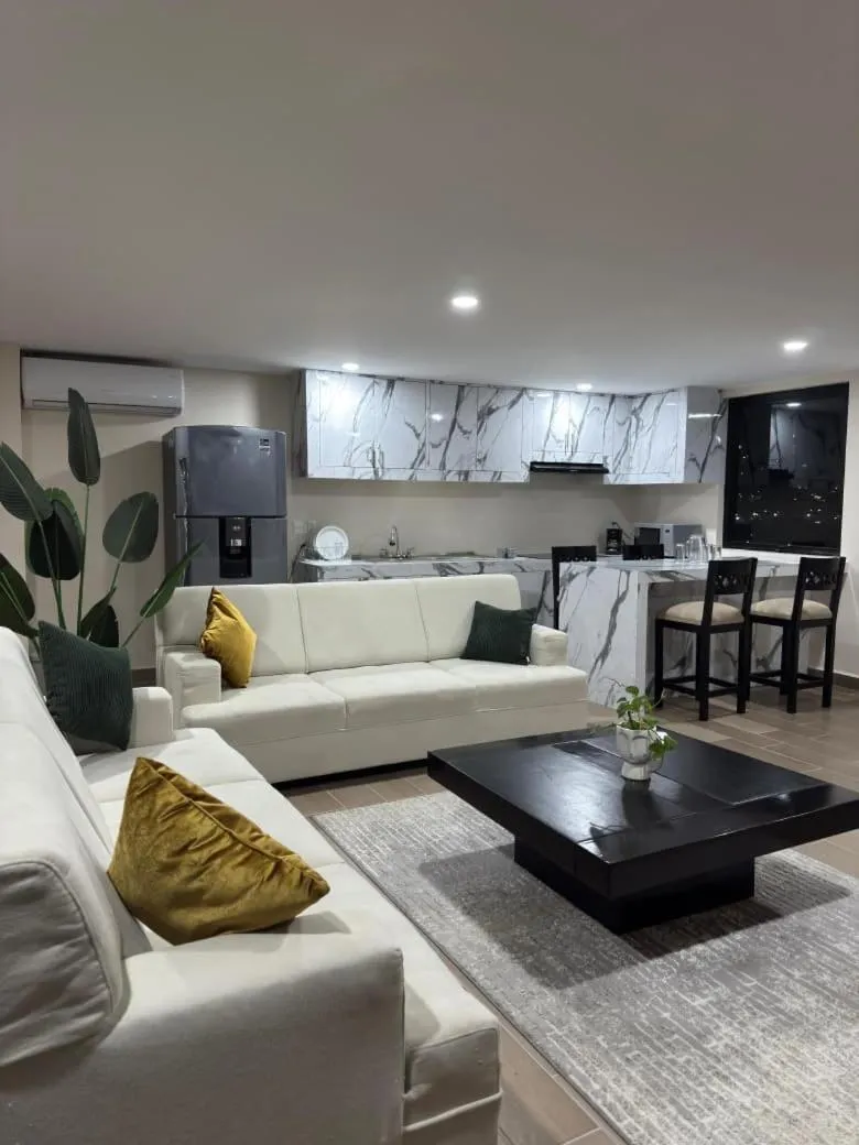 Kitchen or kitchenette in Paris FC Express