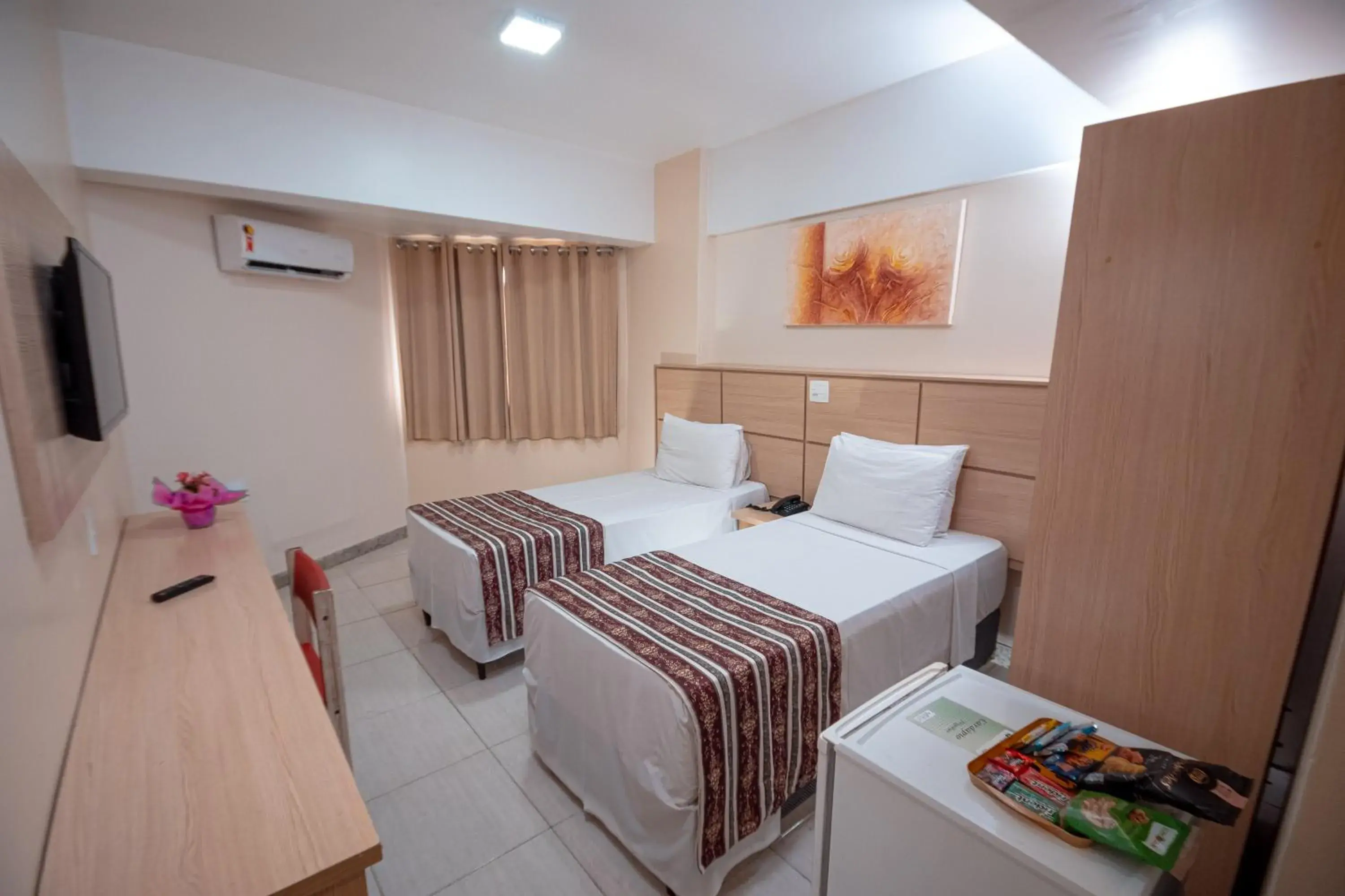 Photo of the whole room, Bed in Hotel Golden Park Salvador By Nacional Inn Photo of the whole room, Bed in Hotel Golden Park Salvador By Nacional Inn