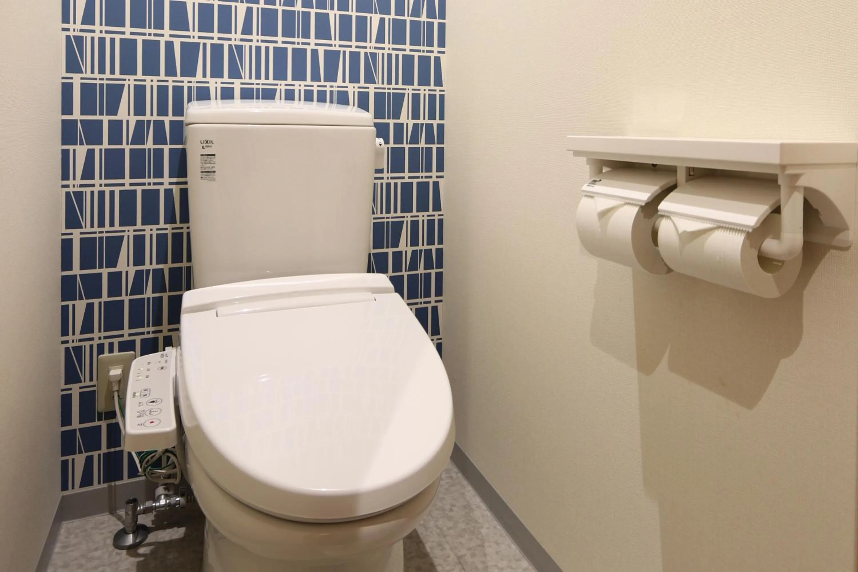 Toilet in Hotel Sobial Osaka Dome